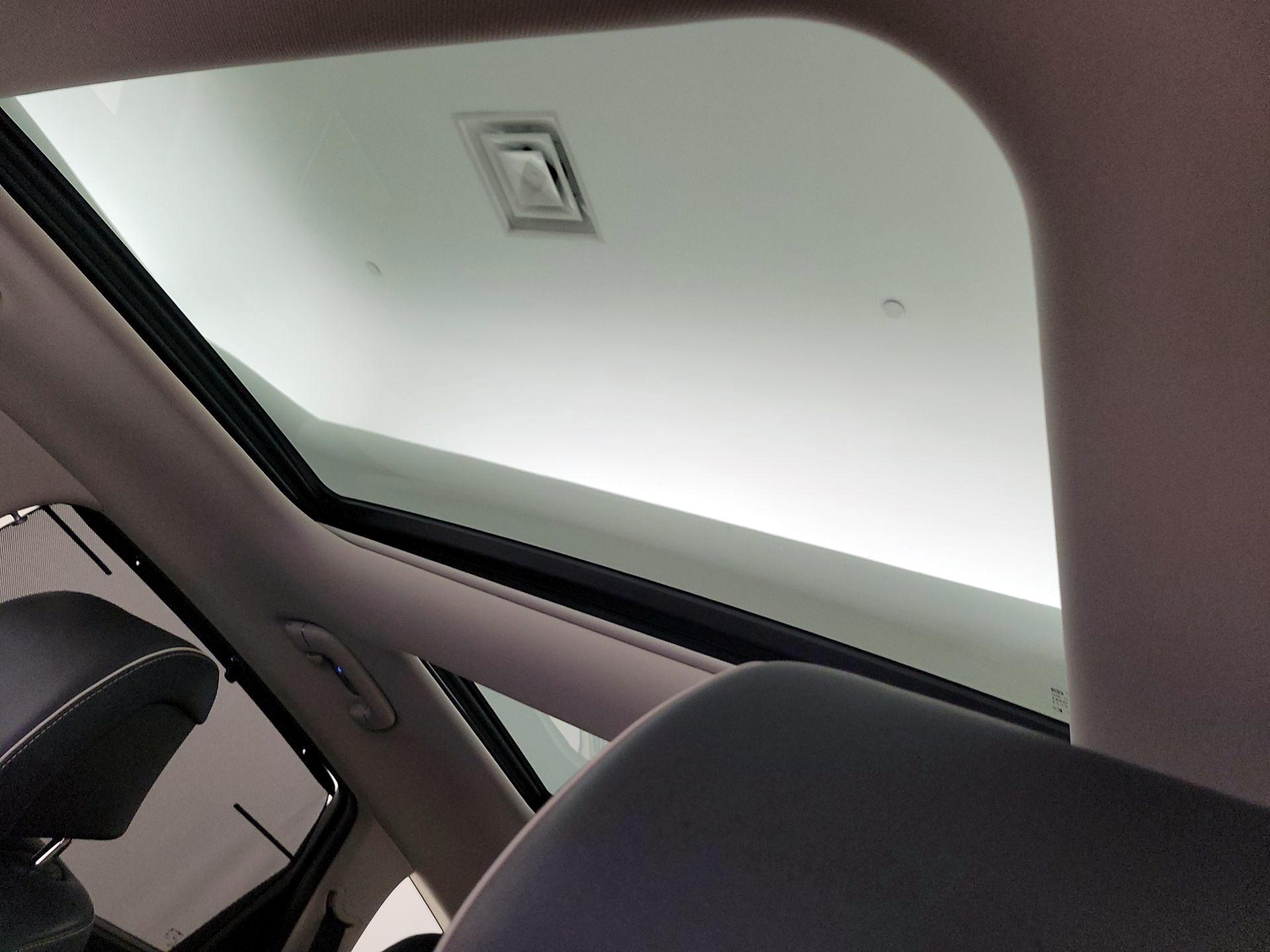 Thumbnail: 2021 Genesis GV80 - 20