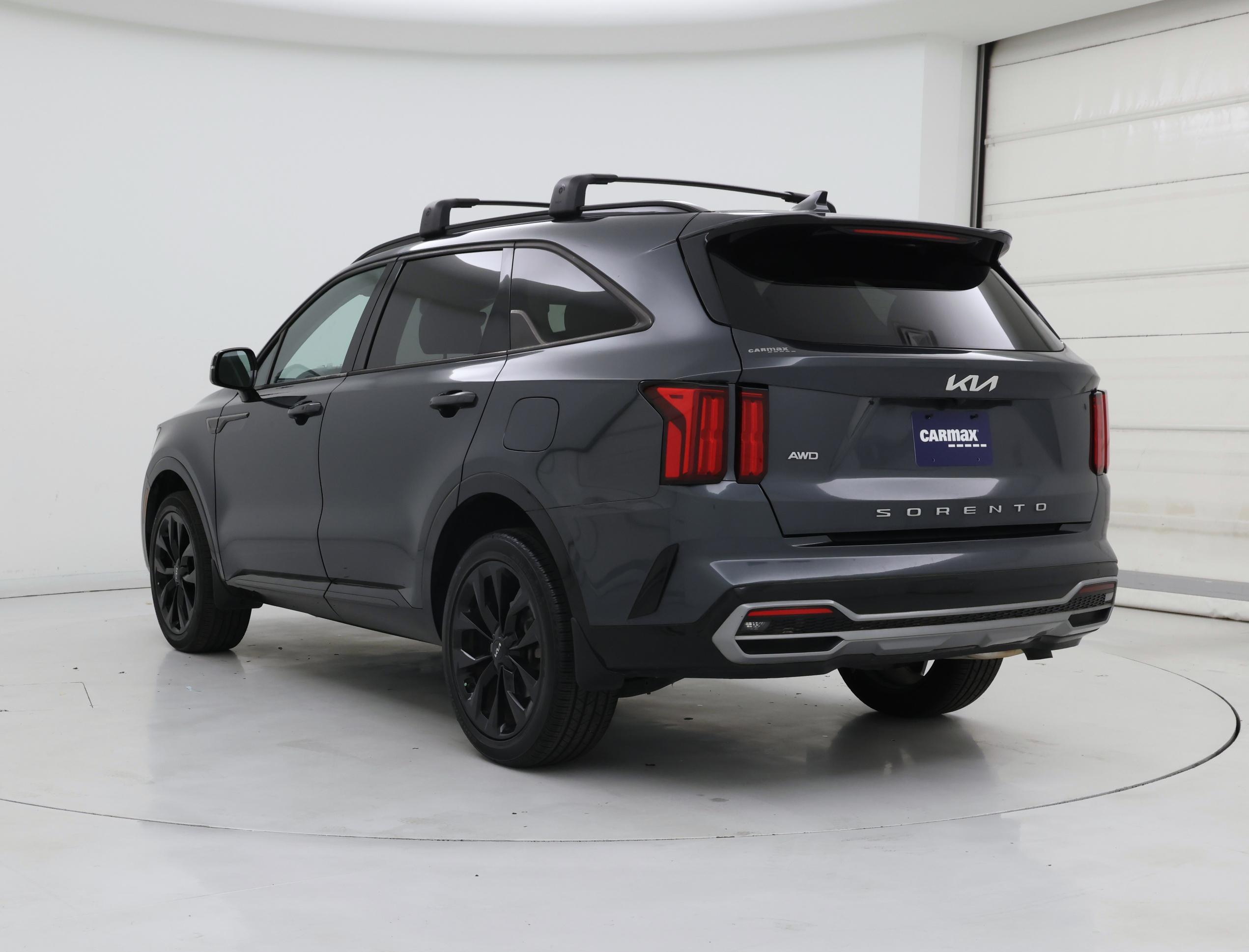 Thumbnail: 2022 Kia Sorento - 2