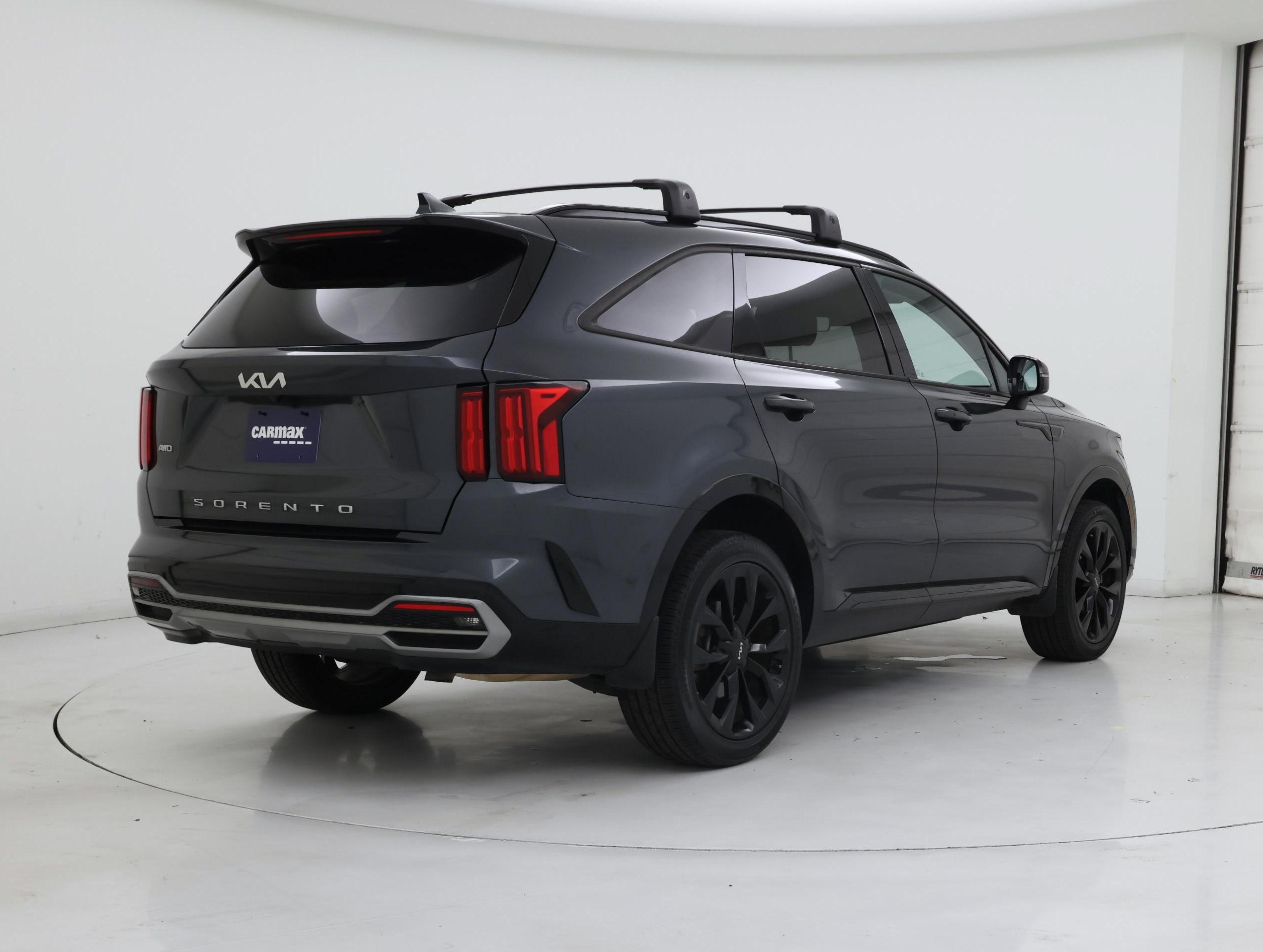 Thumbnail: 2022 Kia Sorento - 8