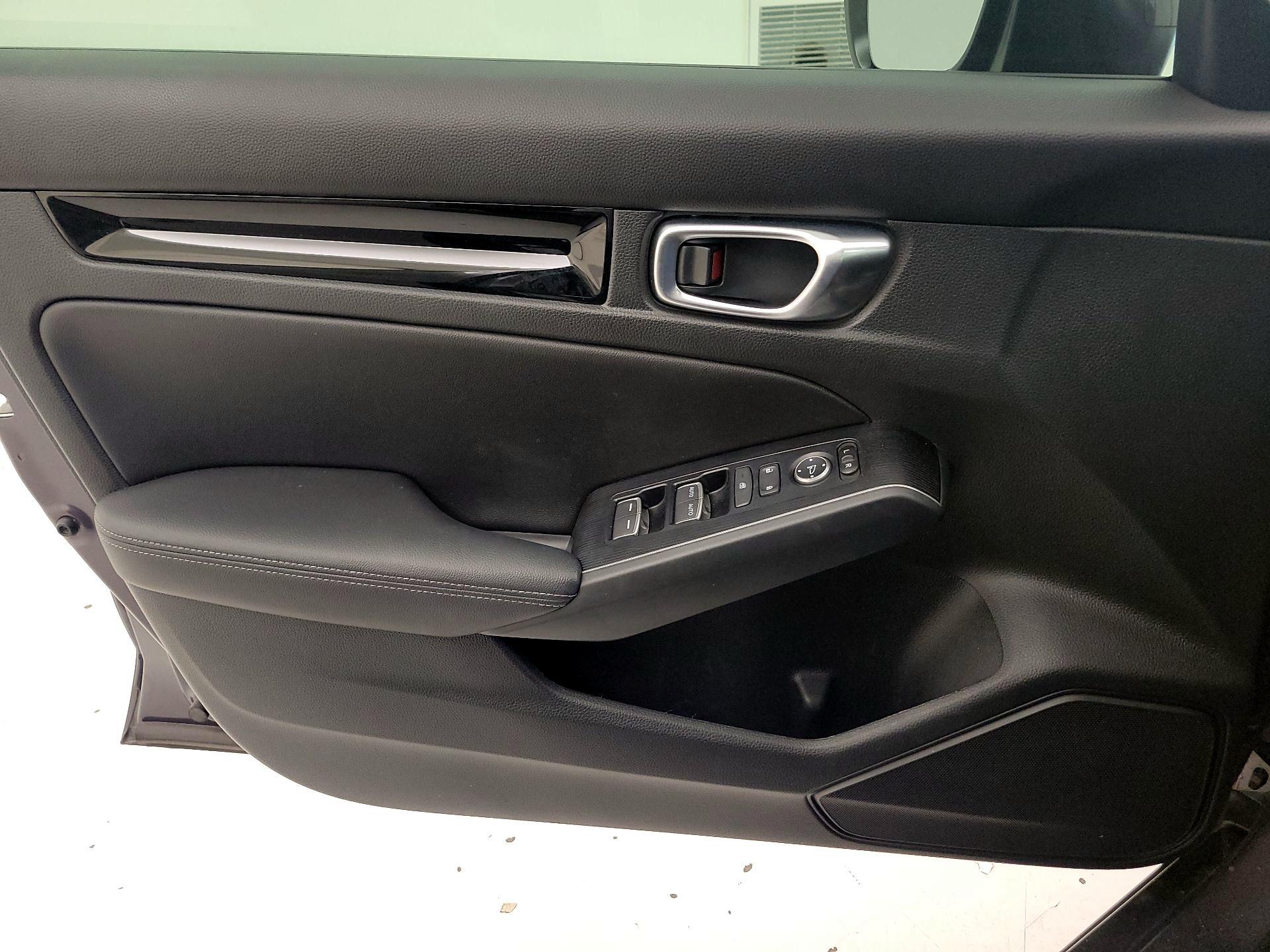 Thumbnail: 2024 Honda Civic - 10