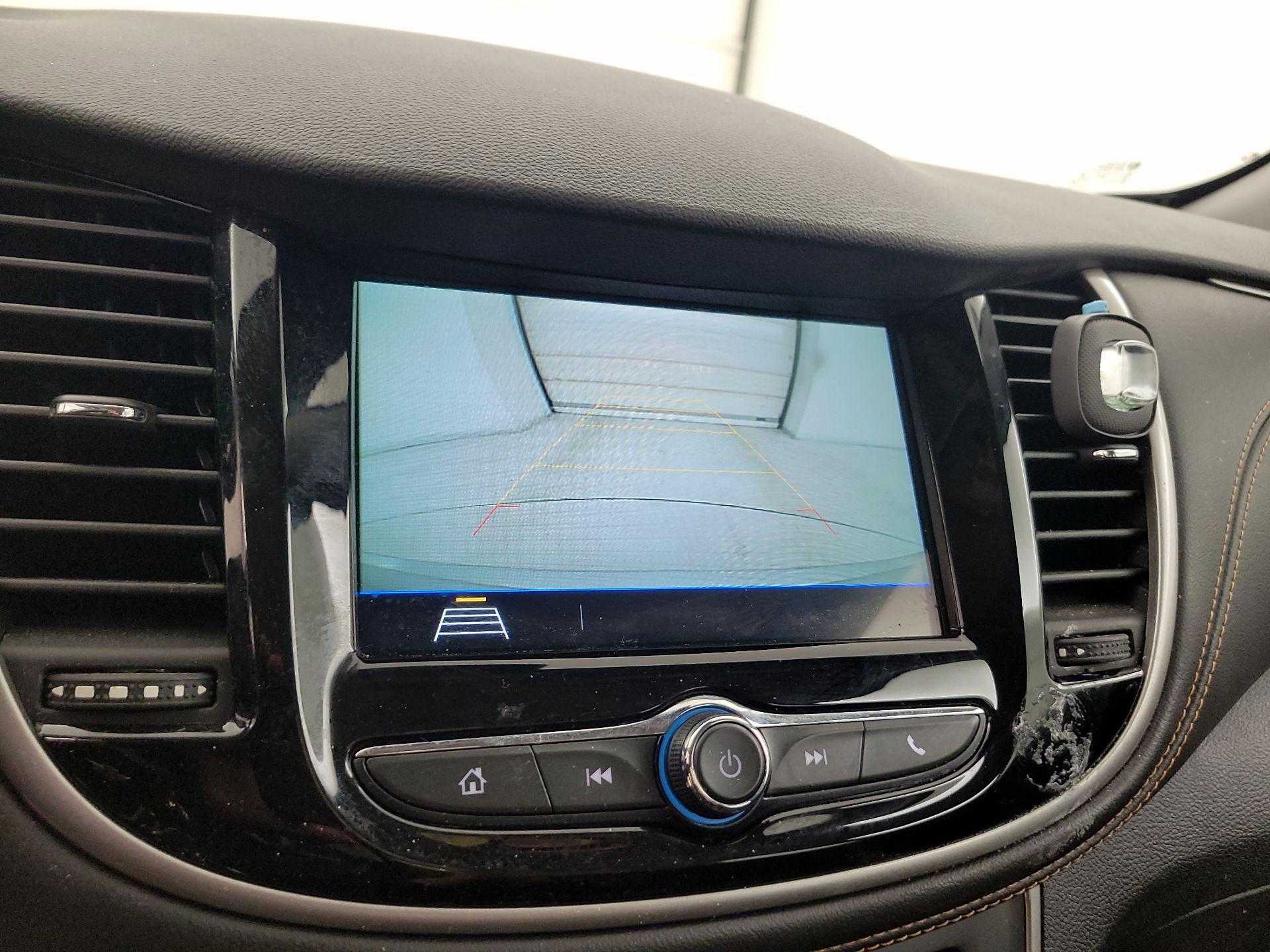 Thumbnail: 2019 Chevrolet Trax - 14