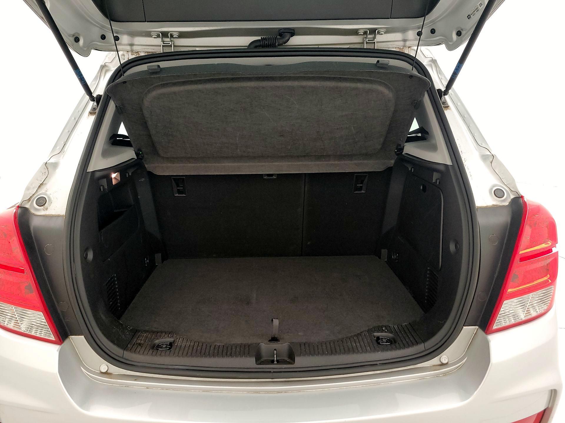 Thumbnail: 2019 Chevrolet Trax - 20