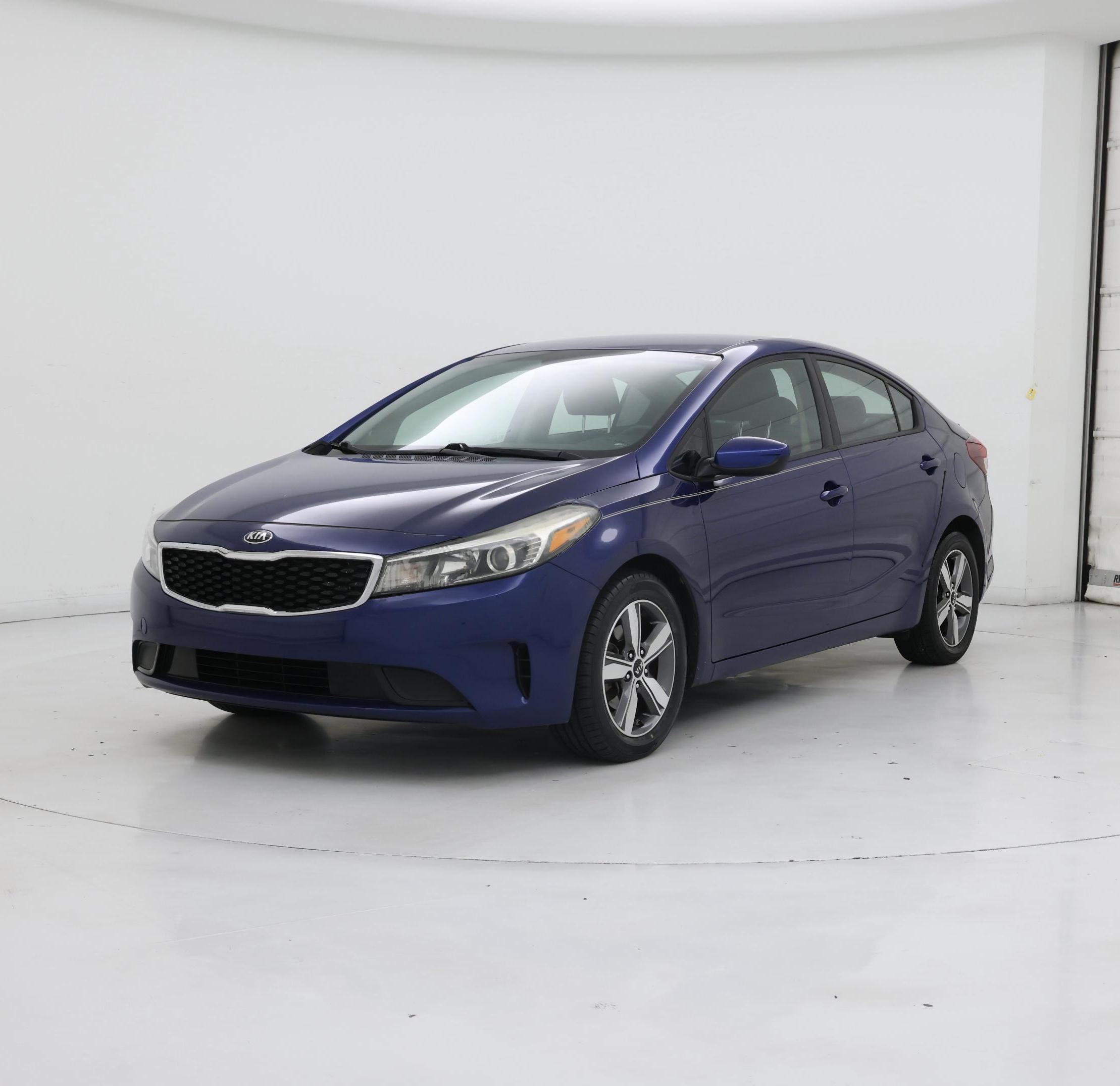 Thumbnail: 2018 Kia Forte - 4