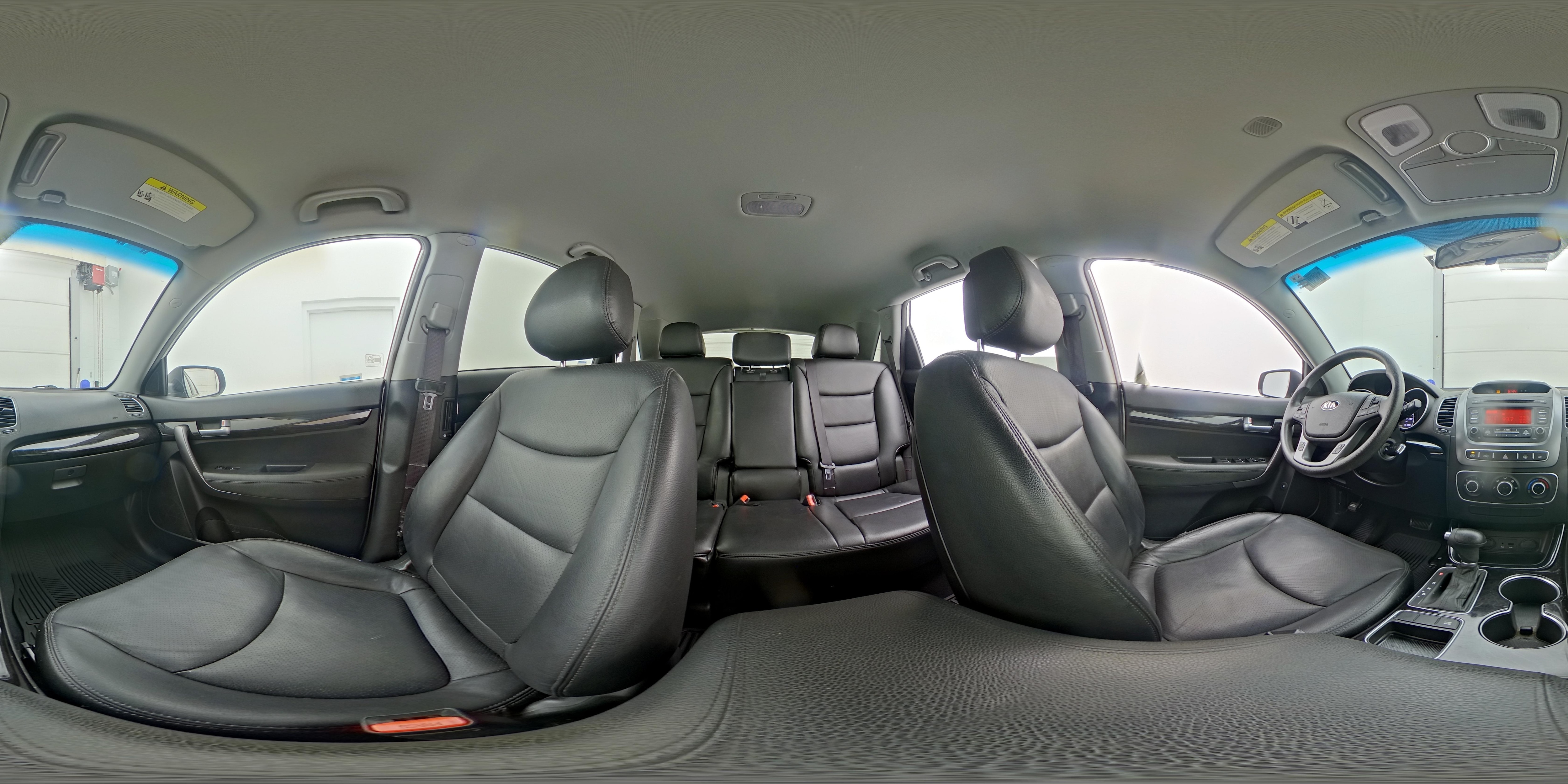 2014 Kia Sorento LX - Photo 23