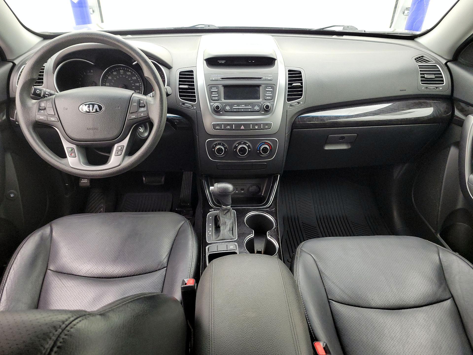 Thumbnail: 2014 Kia Sorento - 9