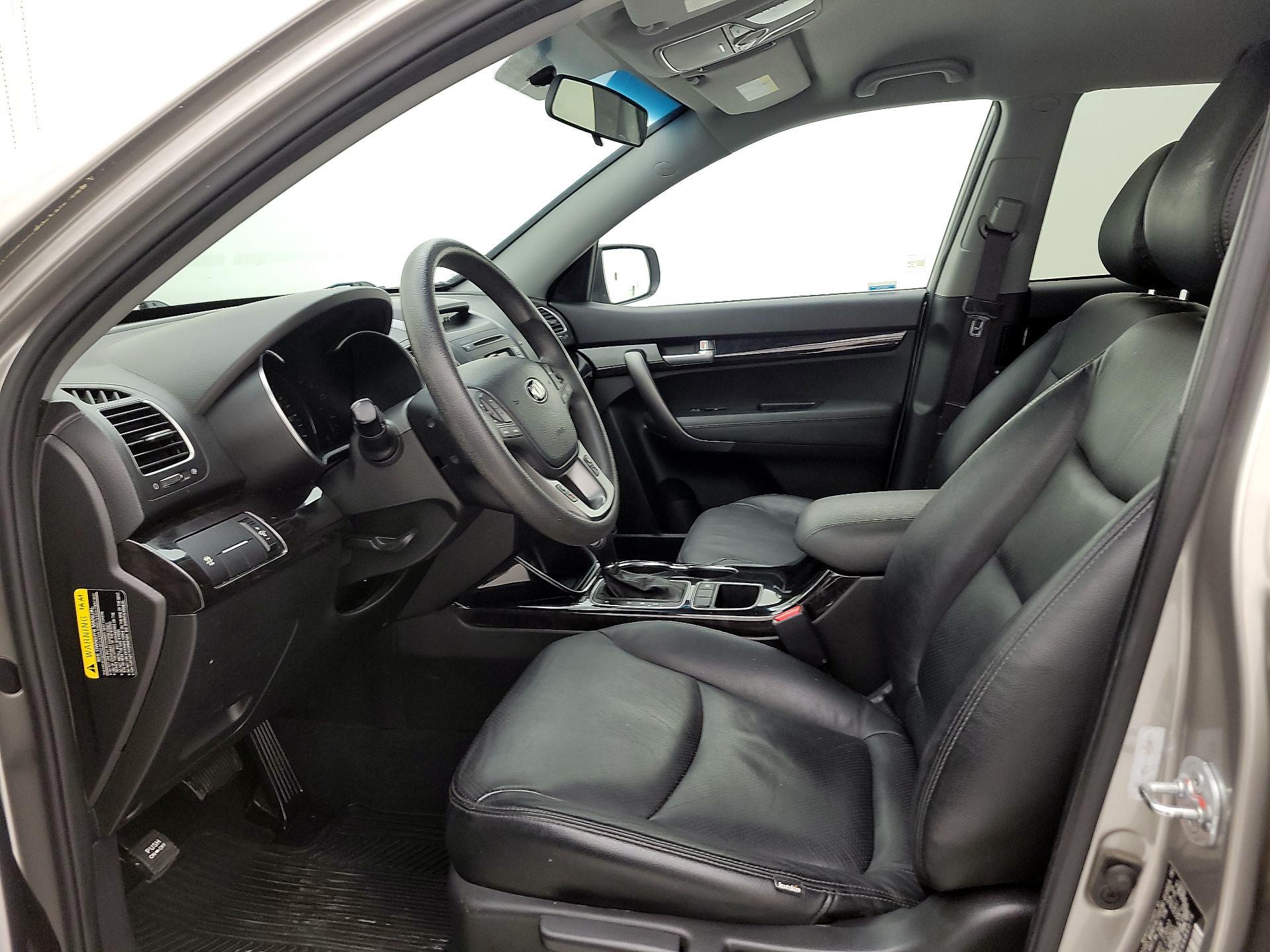 Thumbnail: 2014 Kia Sorento - 11