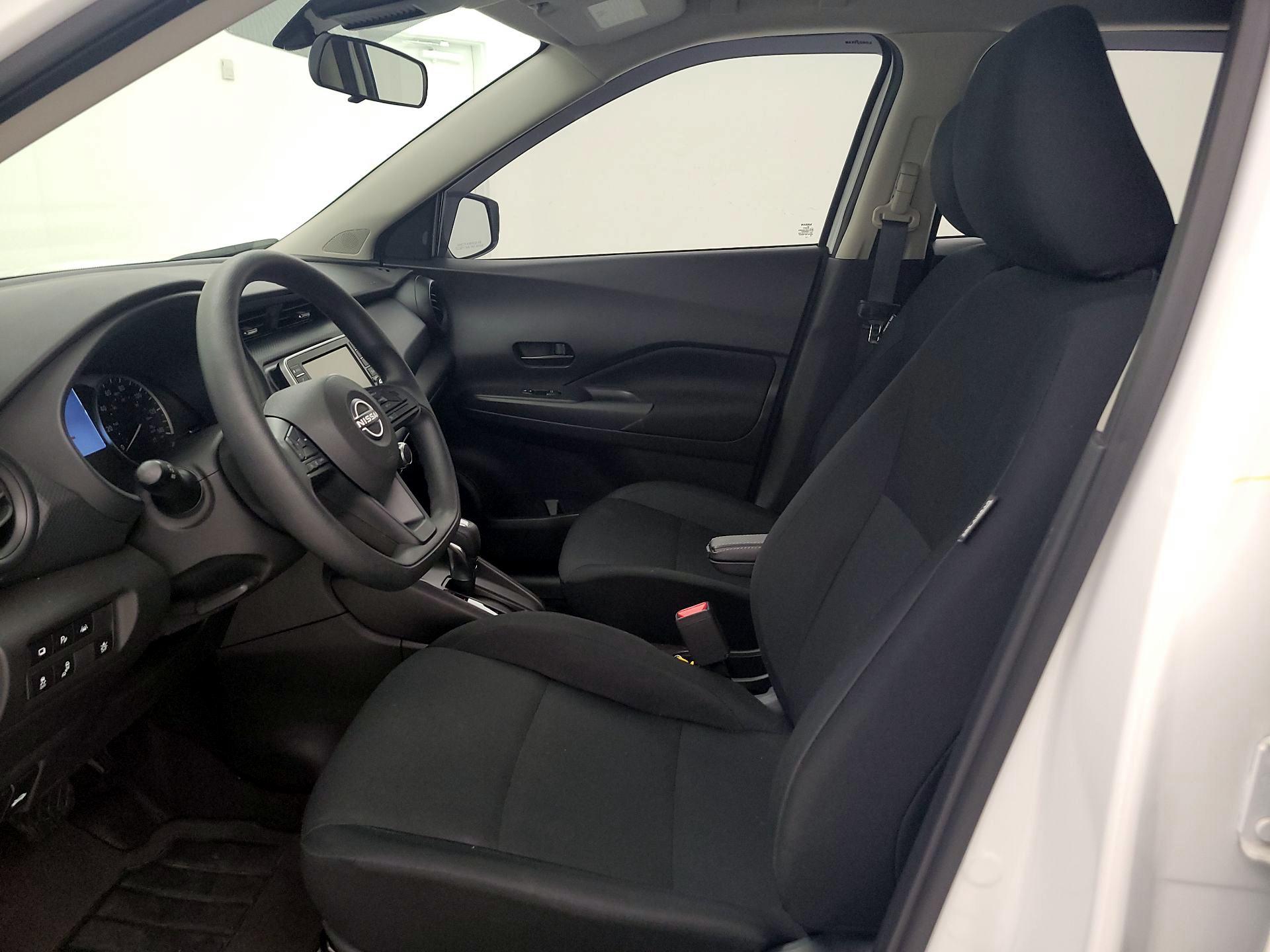 Thumbnail: 2023 Nissan Kicks - 11