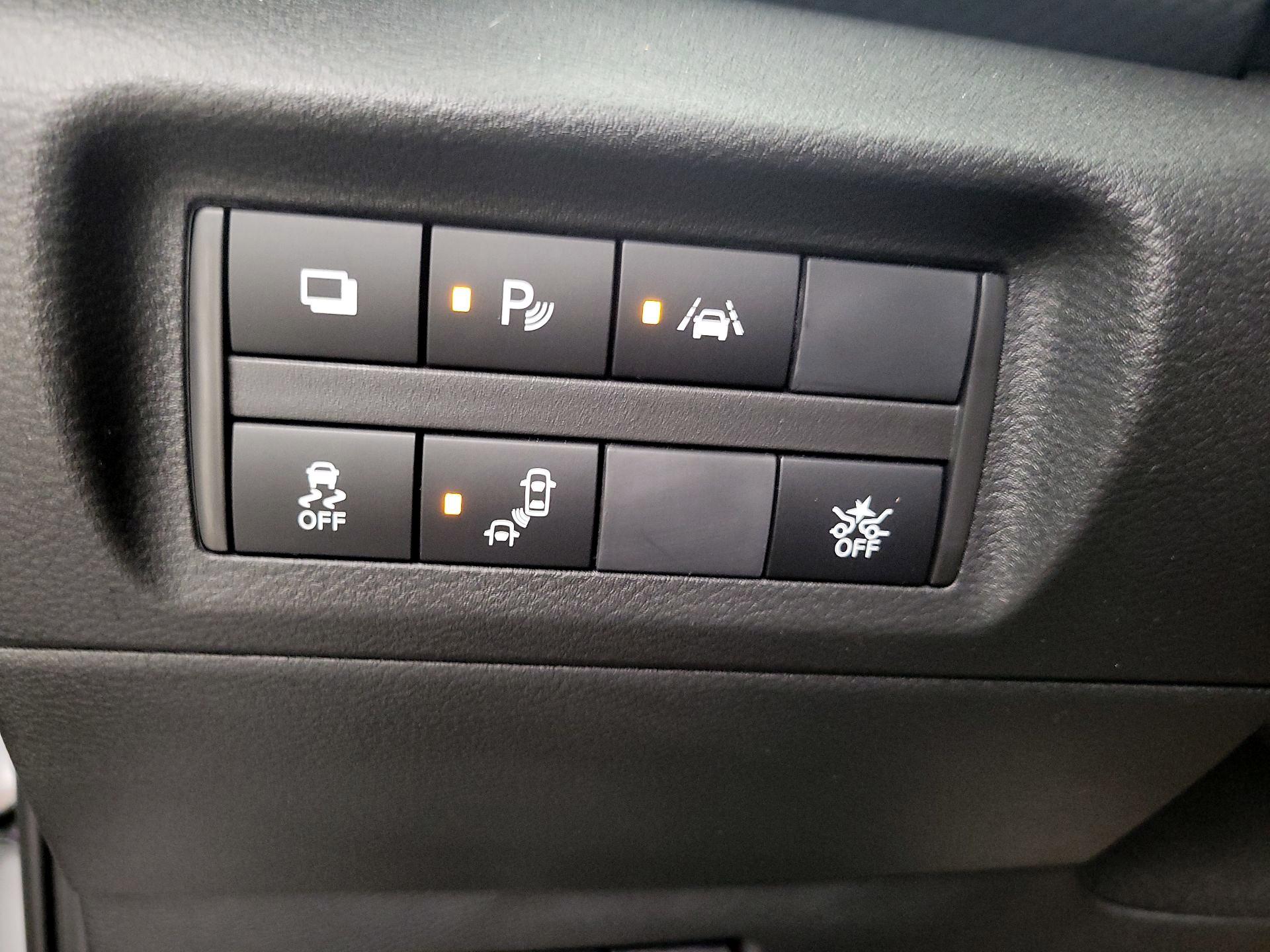 Thumbnail: 2023 Nissan Kicks - 13