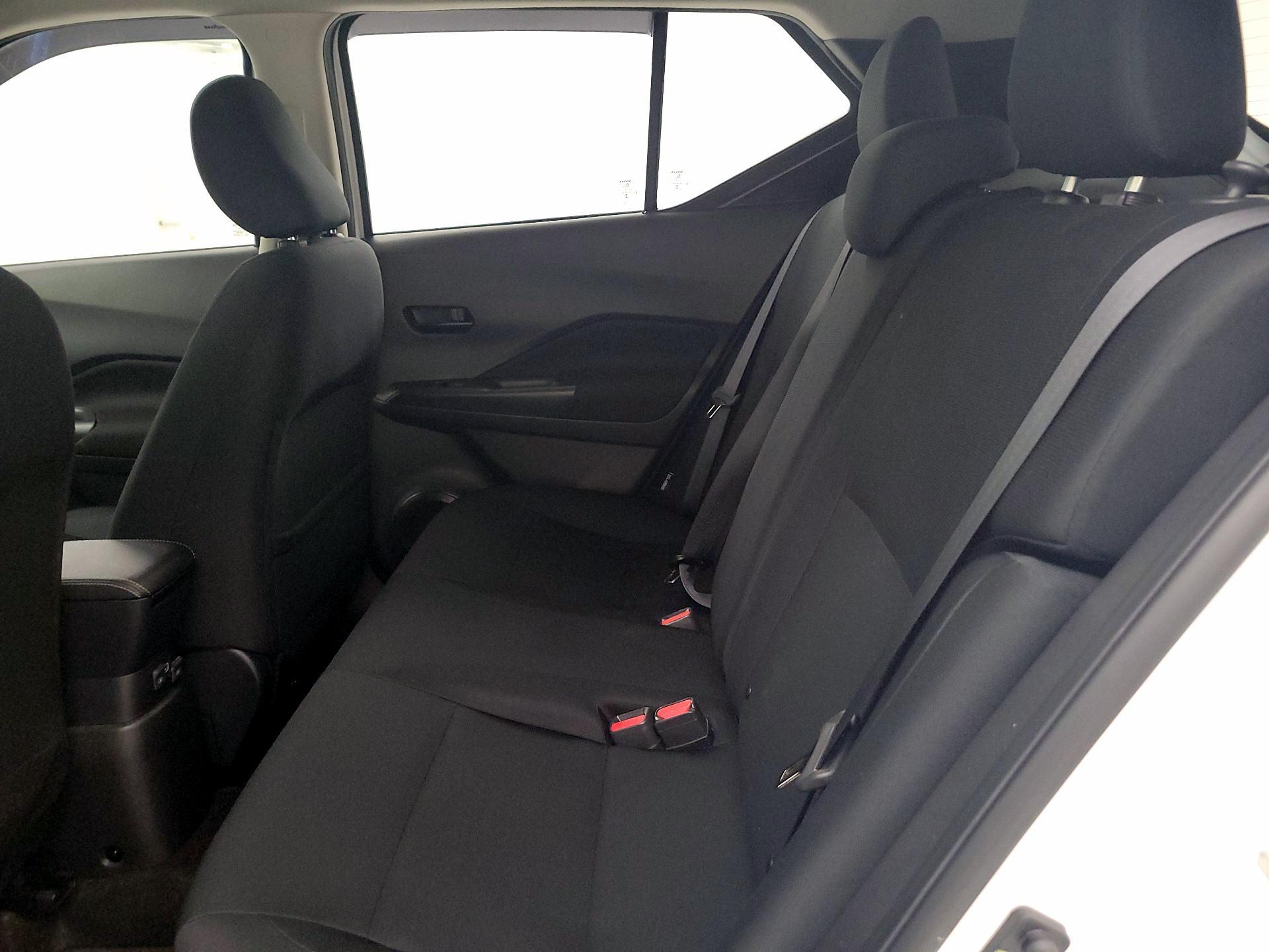 Thumbnail: 2023 Nissan Kicks - 19