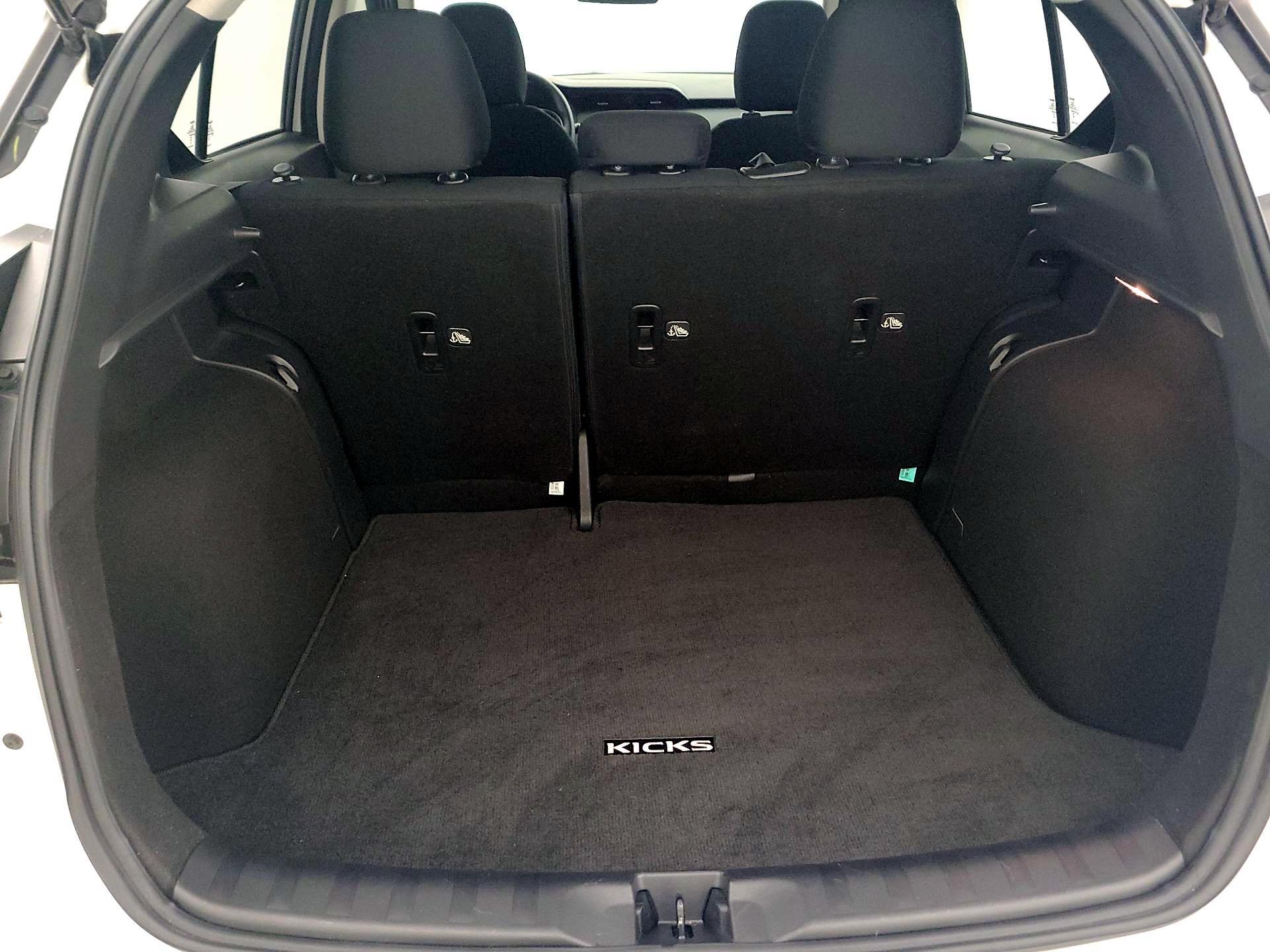 Thumbnail: 2023 Nissan Kicks - 20