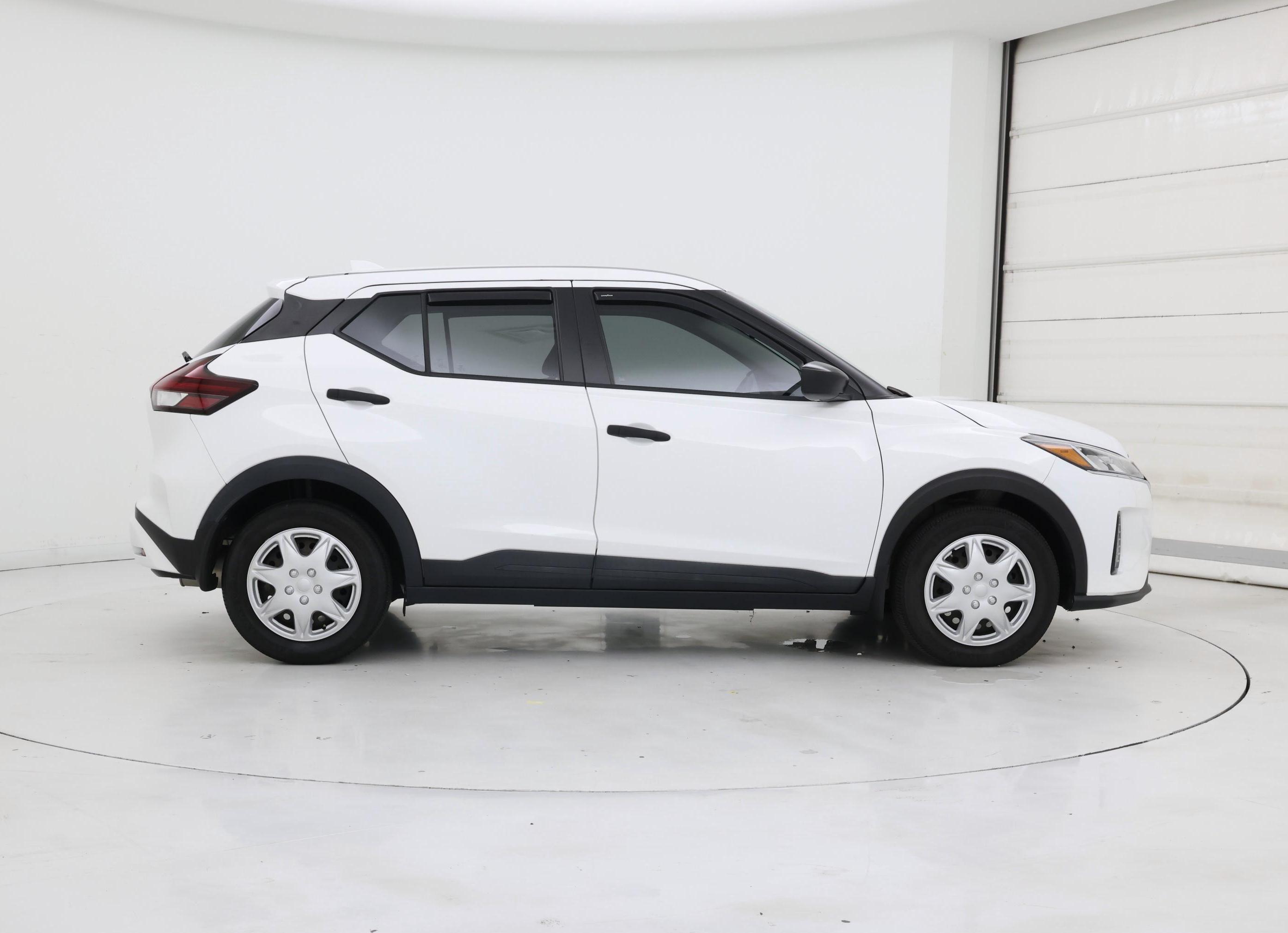 Thumbnail: 2023 Nissan Kicks - 7