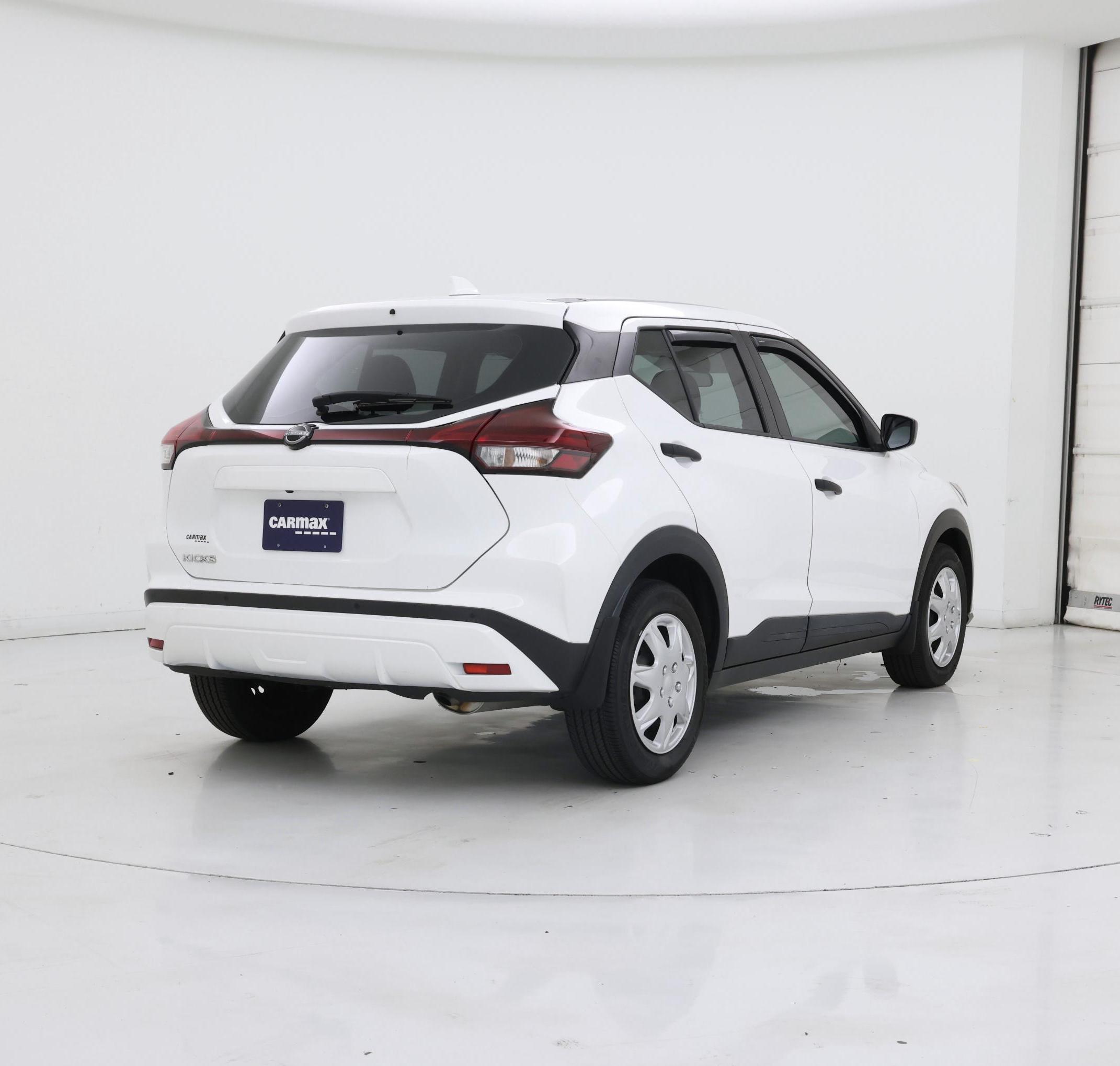 Thumbnail: 2023 Nissan Kicks - 8