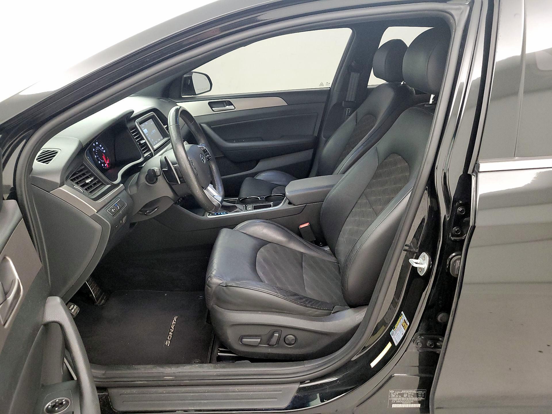 Thumbnail: 2019 Hyundai Sonata - 9