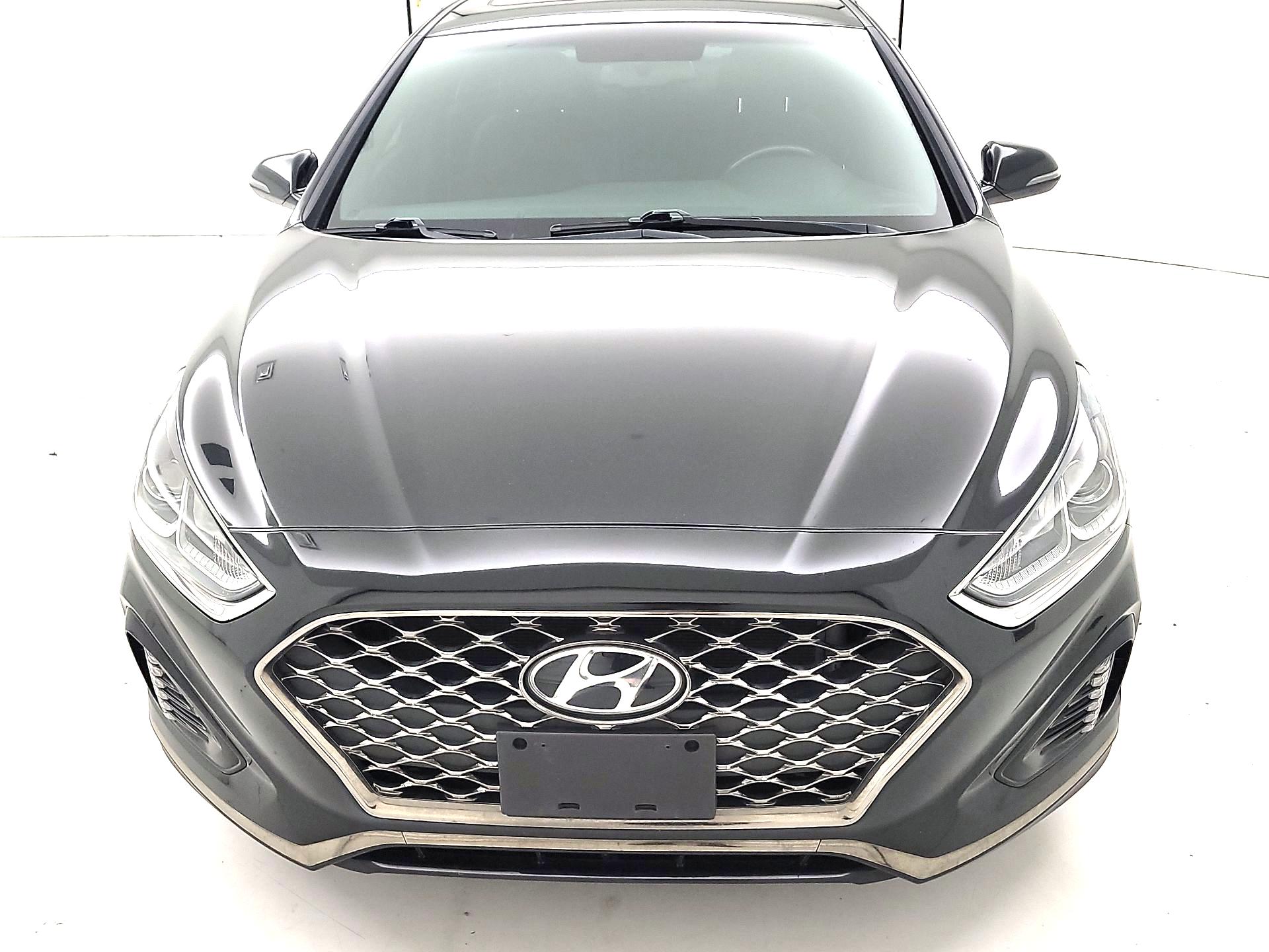 Thumbnail: 2019 Hyundai Sonata - 2