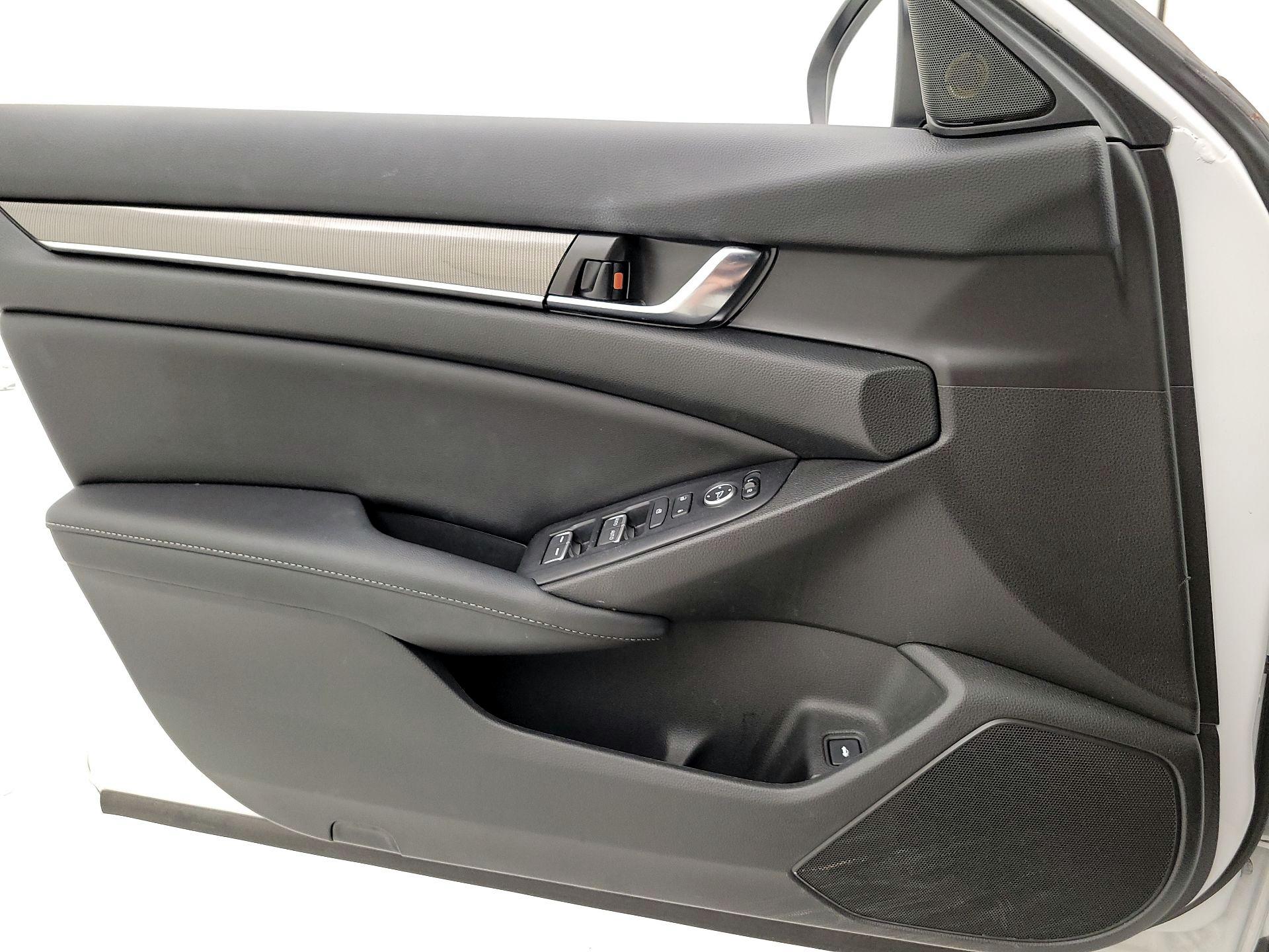 Thumbnail: 2022 Honda Accord - 12