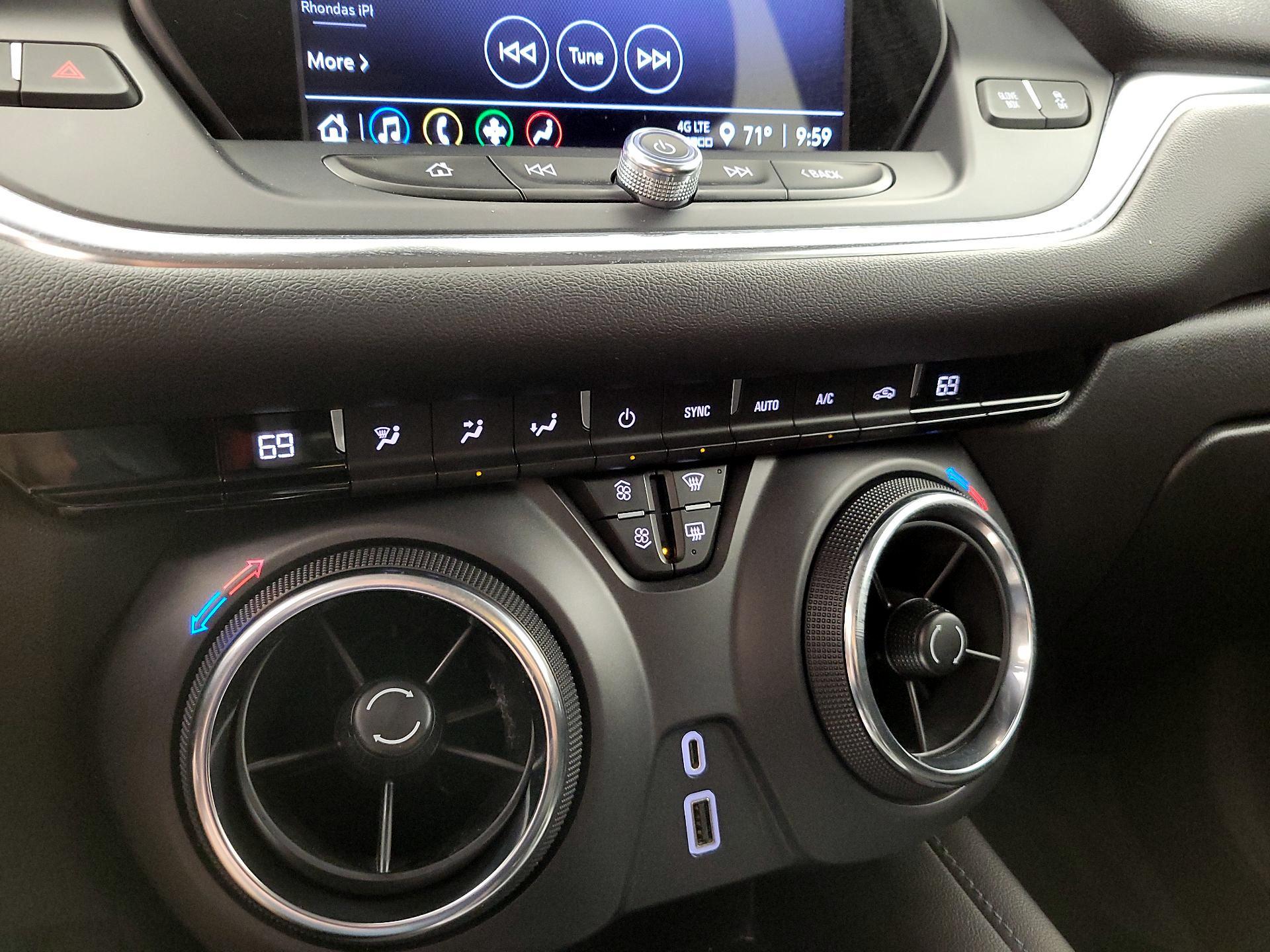 Thumbnail: 2022 Chevrolet Blazer - 16