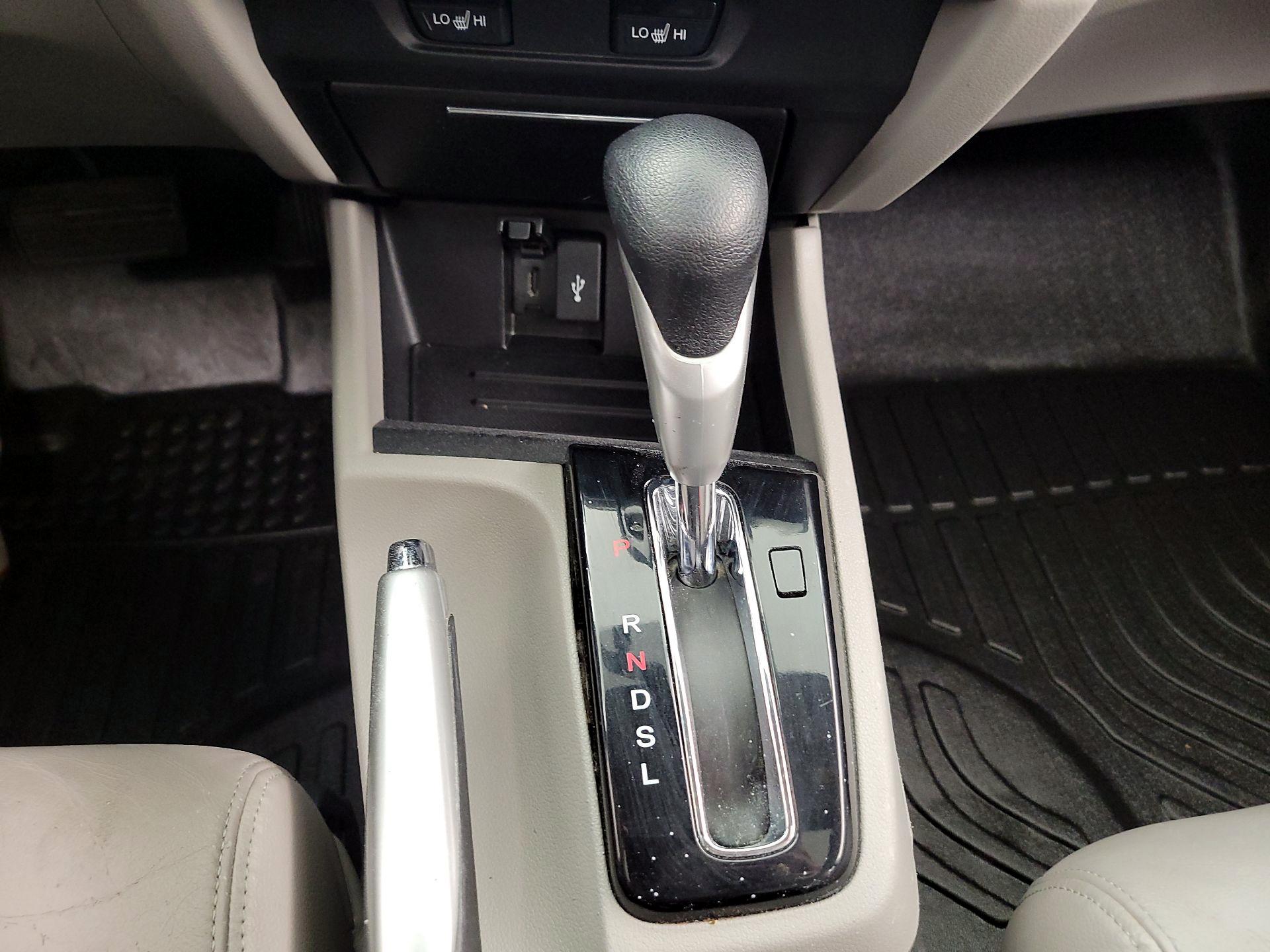 Thumbnail: 2014 Honda Civic - 17