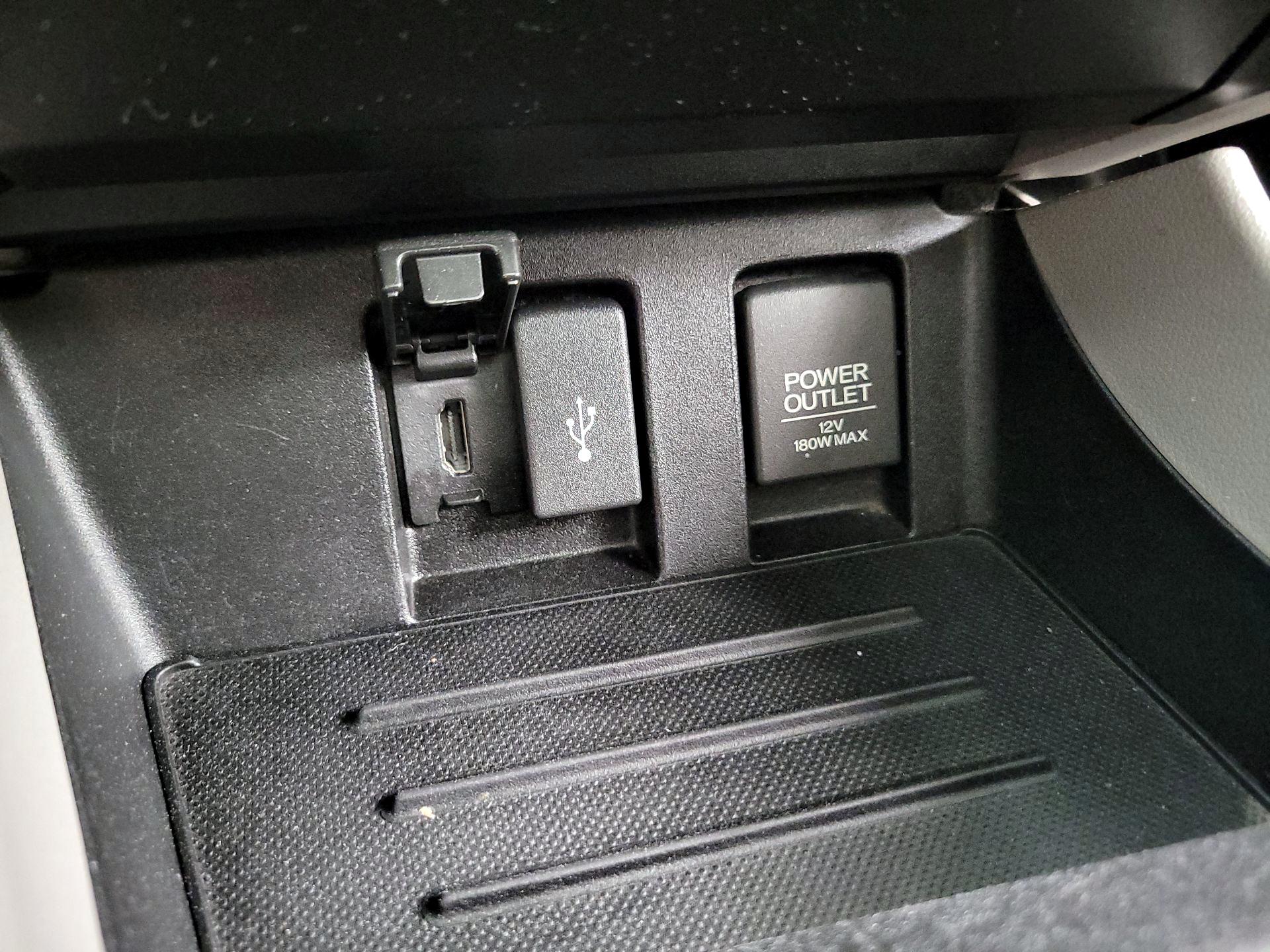 Thumbnail: 2014 Honda Civic - 18