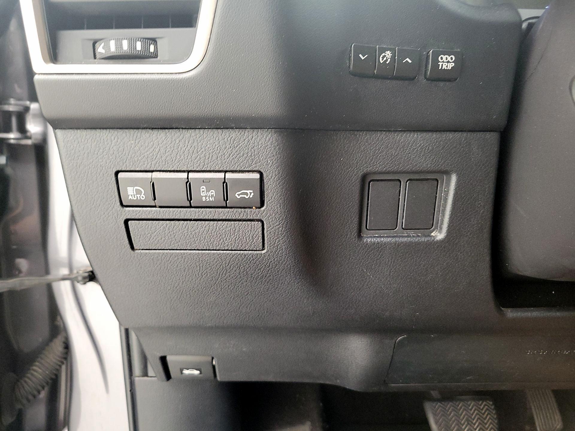 Thumbnail: 2018 Lexus NX - 11