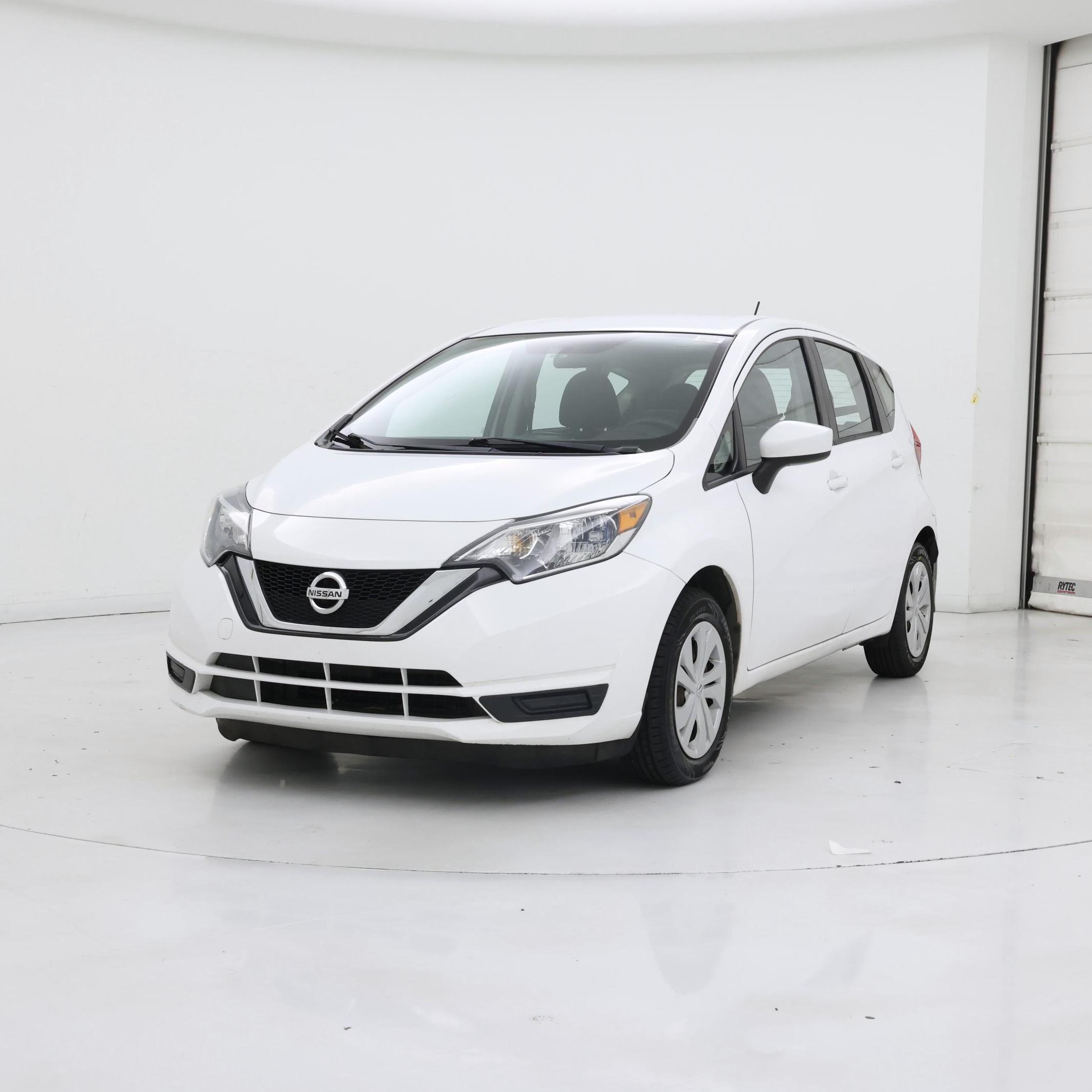 Thumbnail: 2017 Nissan Versa Note - 4