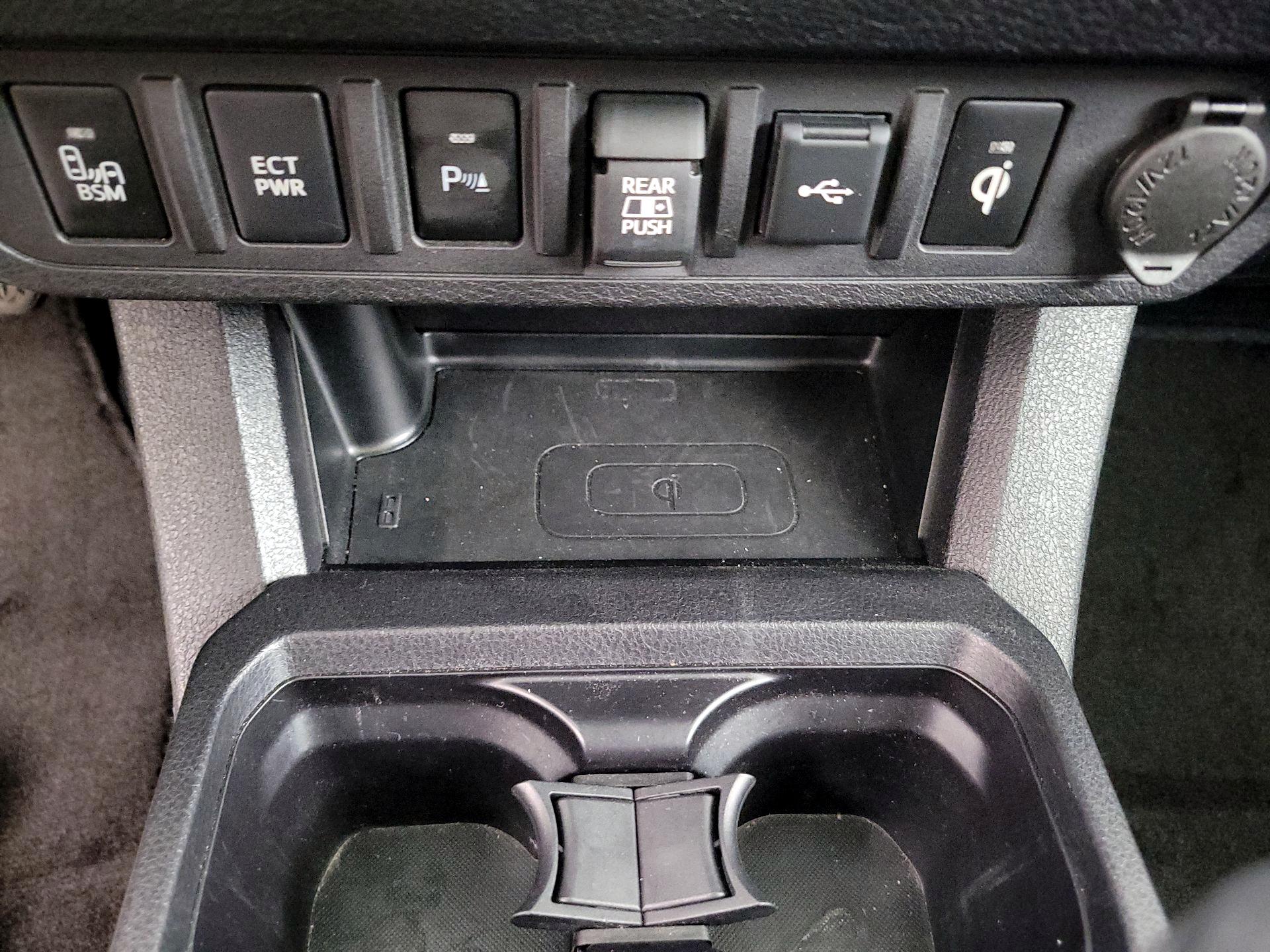 Thumbnail: 2023 Toyota Tacoma - 19