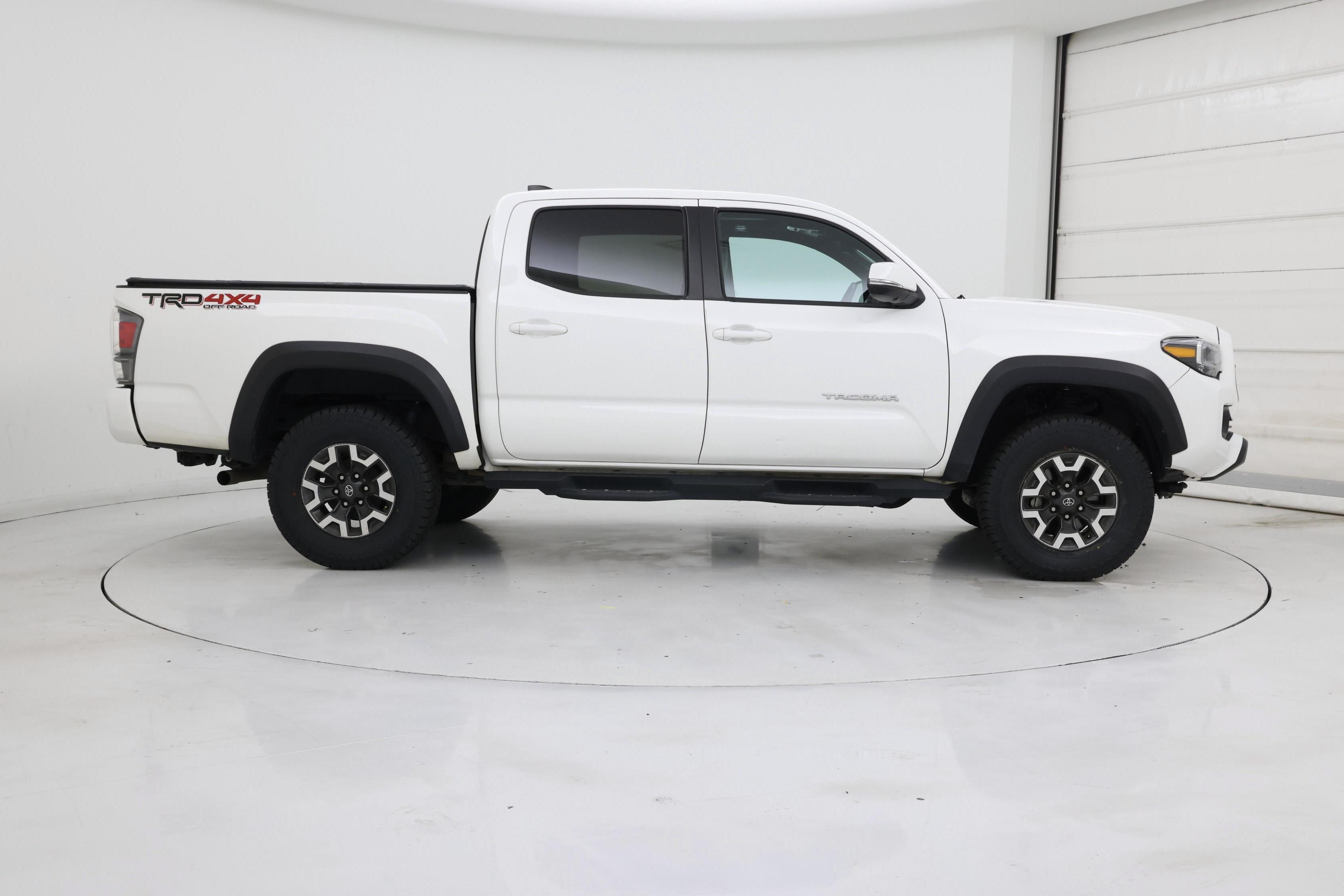 Thumbnail: 2023 Toyota Tacoma - 7