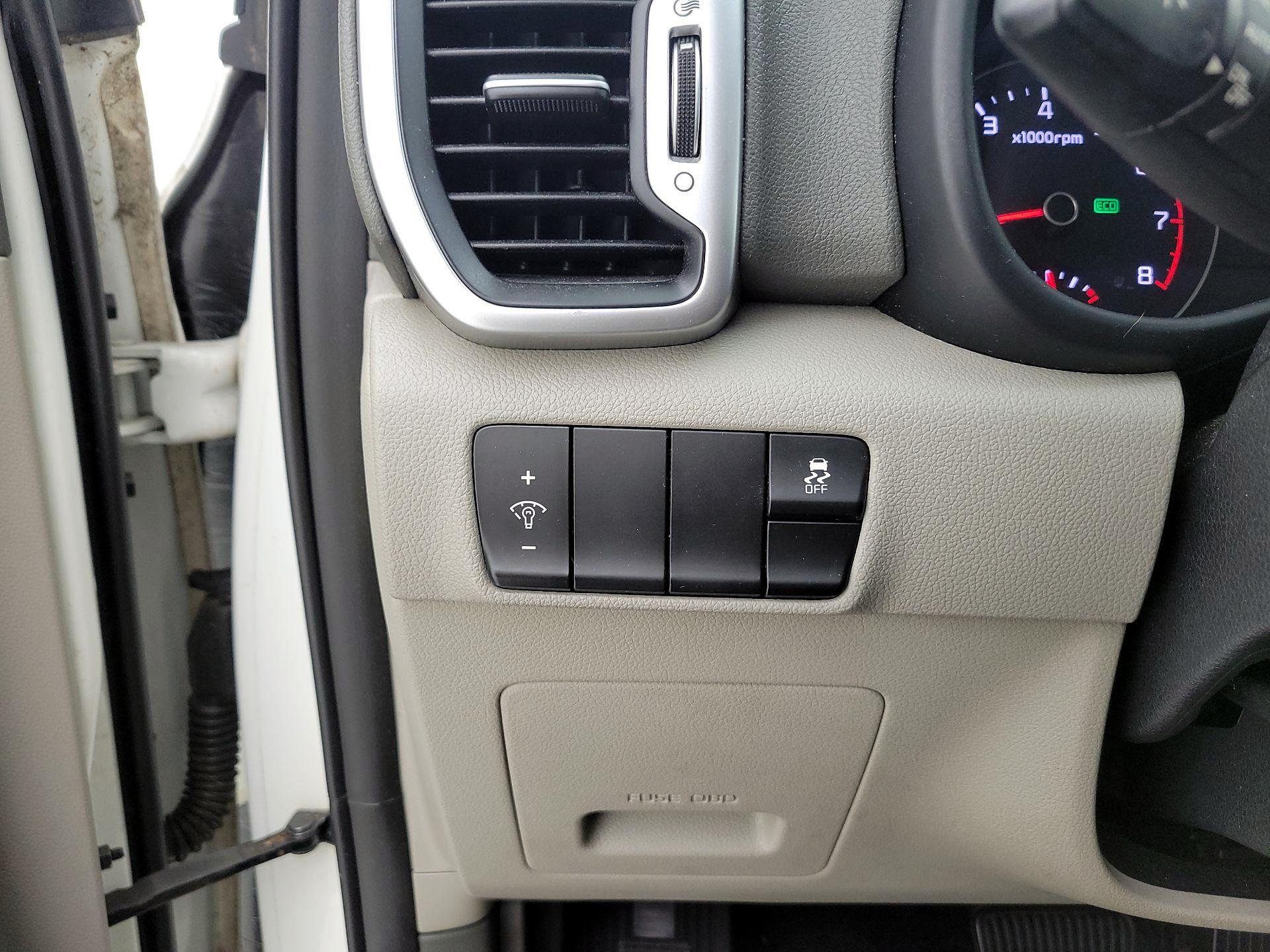 Thumbnail: 2017 Kia Sportage - 13