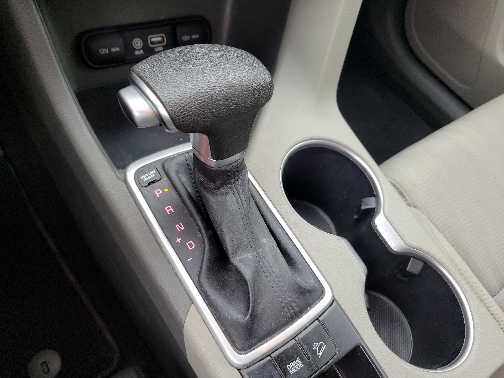 Thumbnail: 2017 Kia Sportage - 17