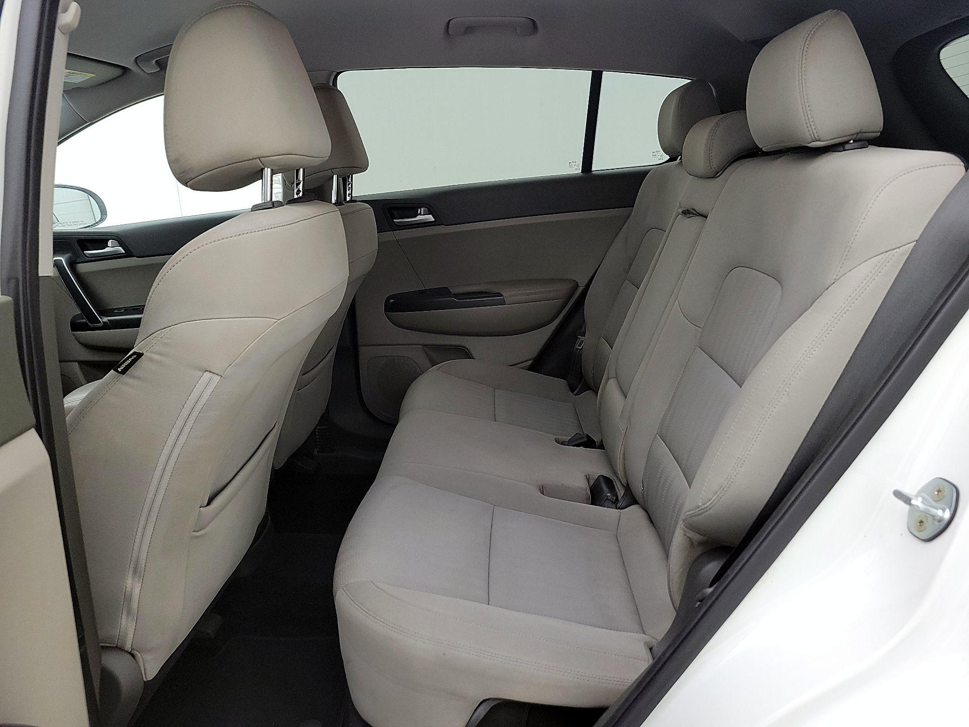 Thumbnail: 2017 Kia Sportage - 19