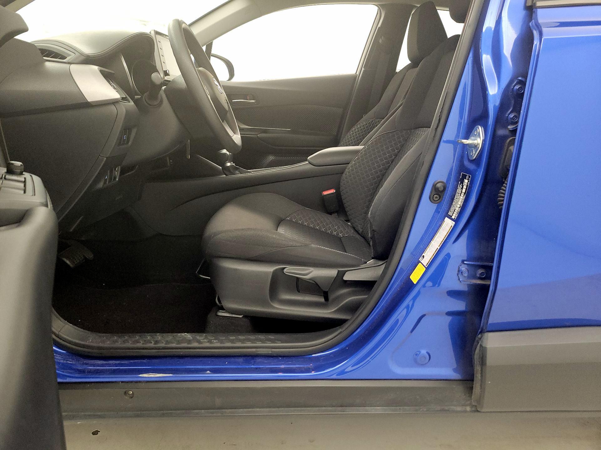 Thumbnail: 2020 Toyota C-HR - 11