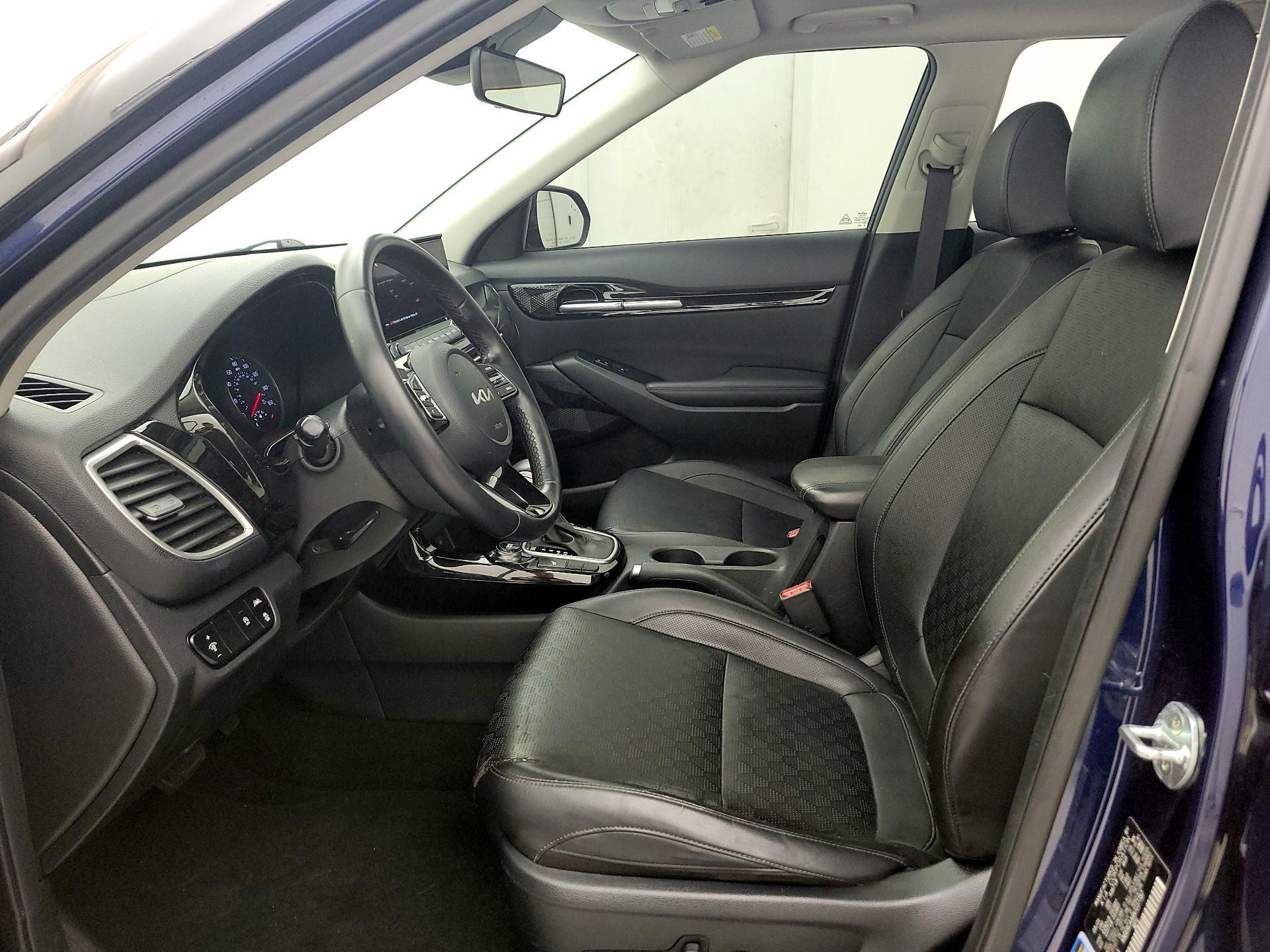 Thumbnail: 2022 Kia Seltos - 11