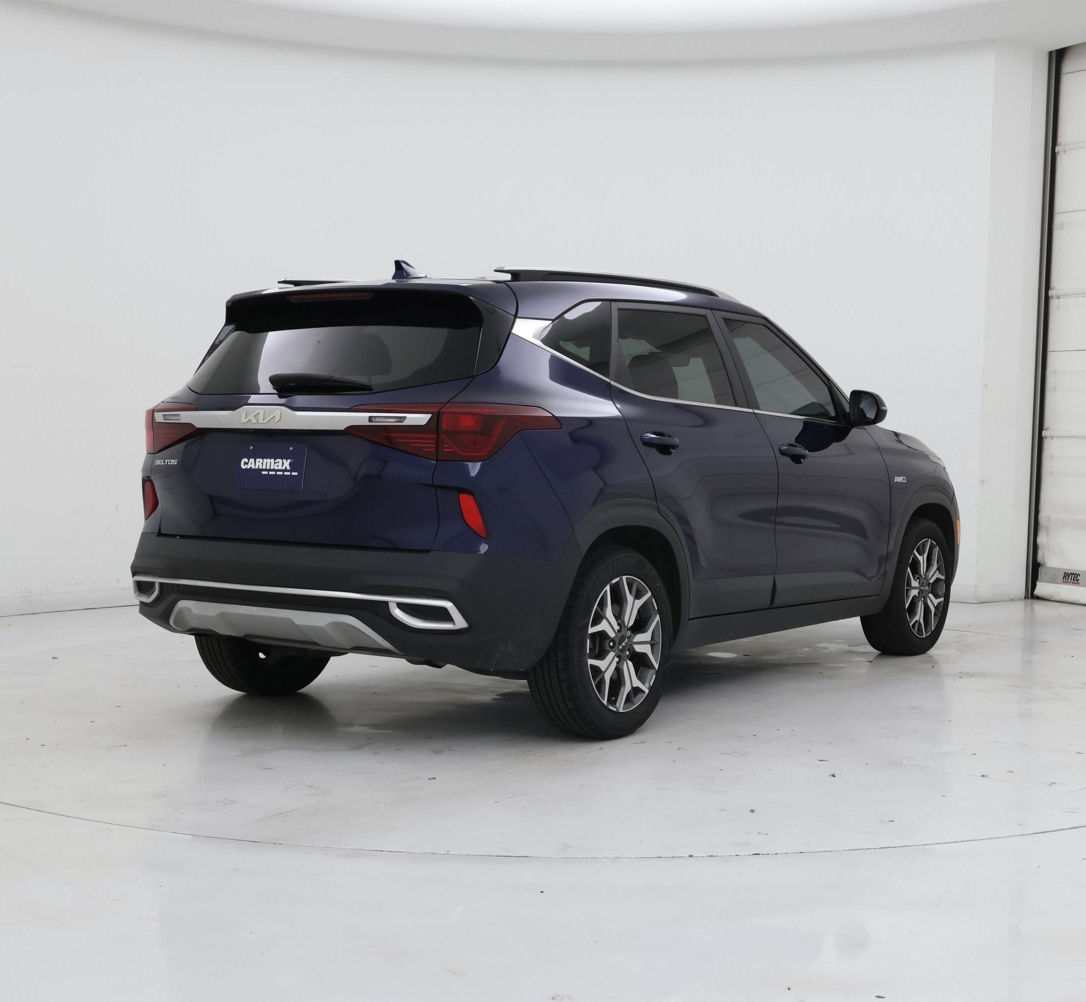 Thumbnail: 2022 Kia Seltos - 8