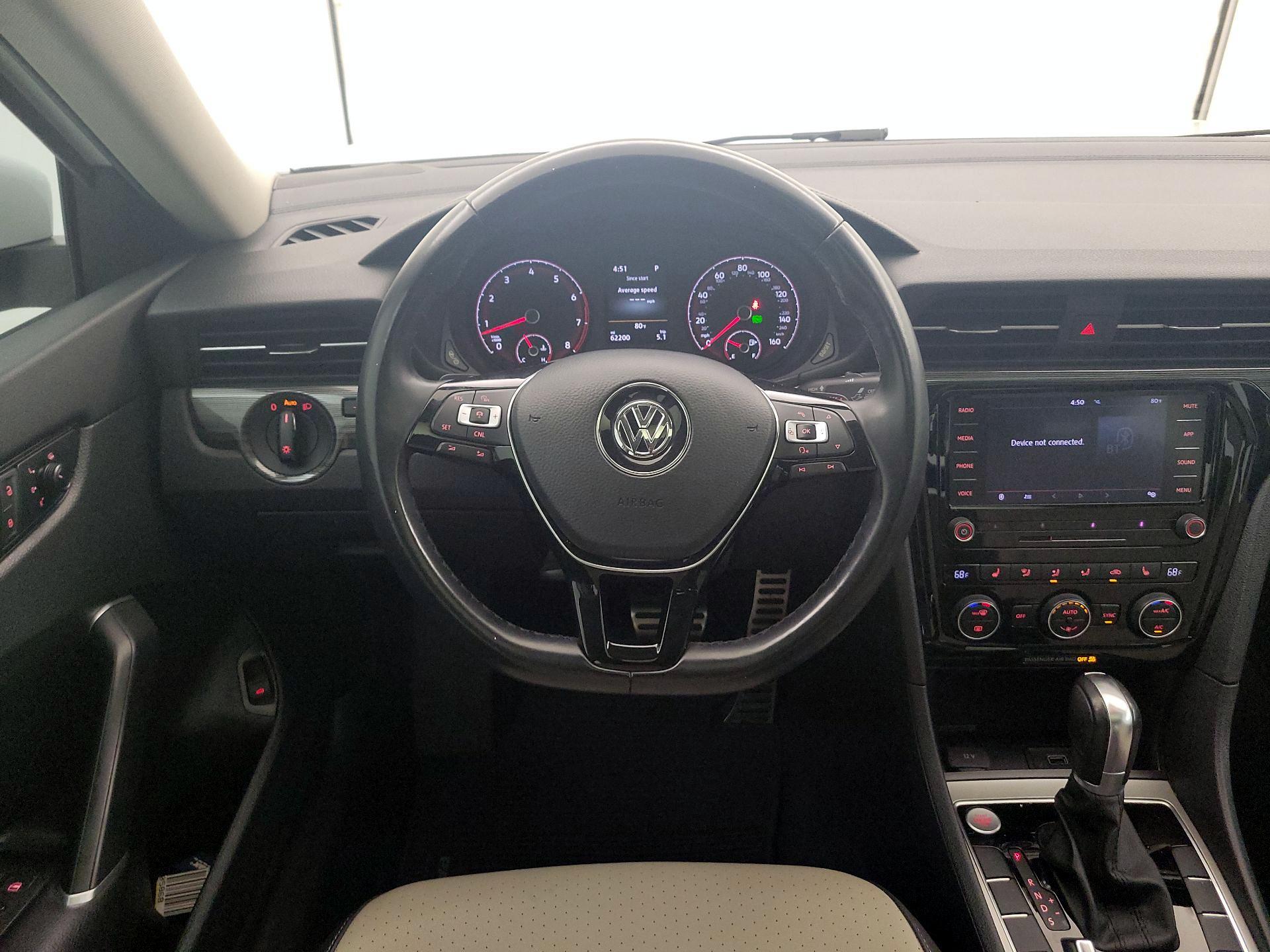 Thumbnail: 2020 Volkswagen Passat - 10