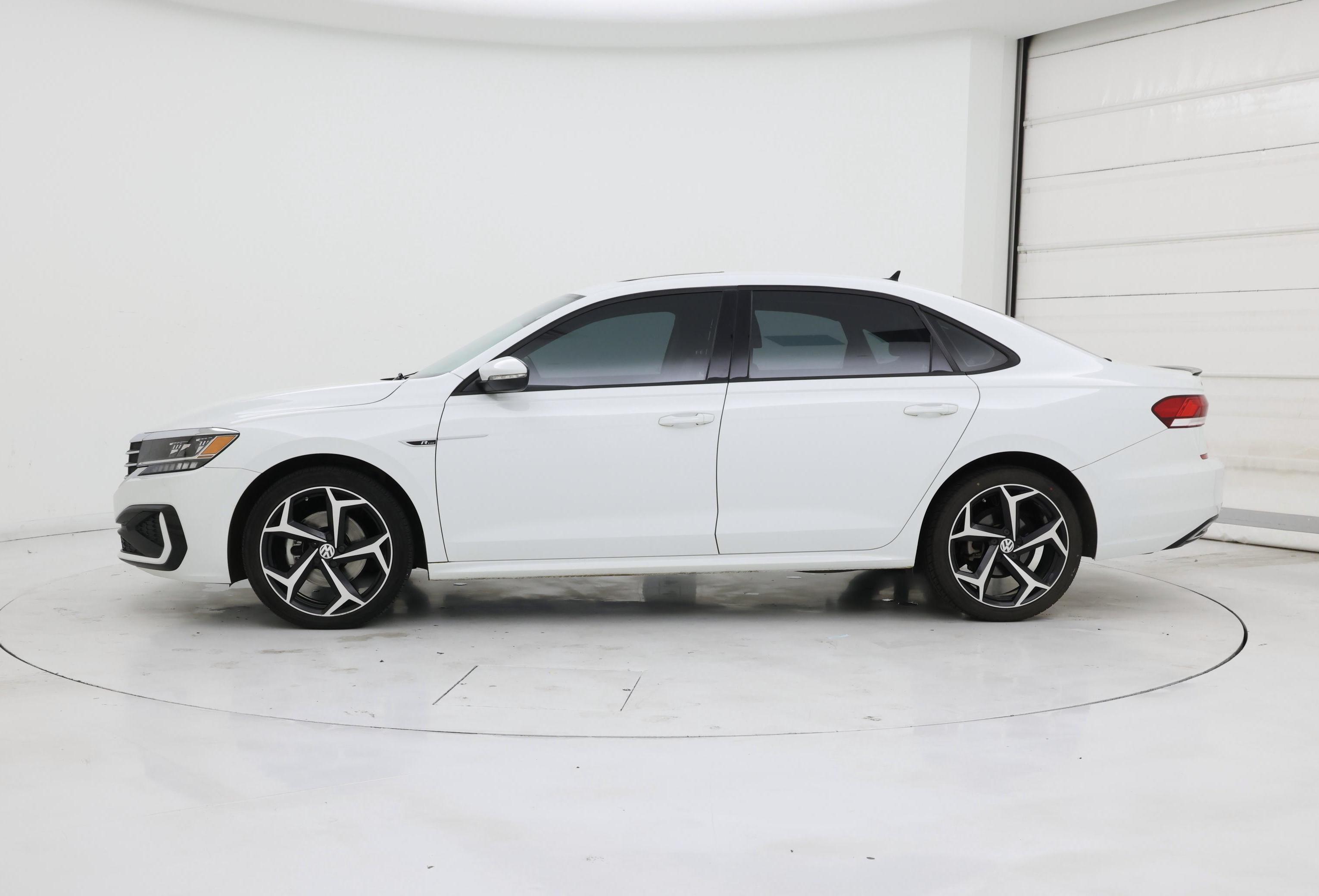 Thumbnail: 2020 Volkswagen Passat - 3