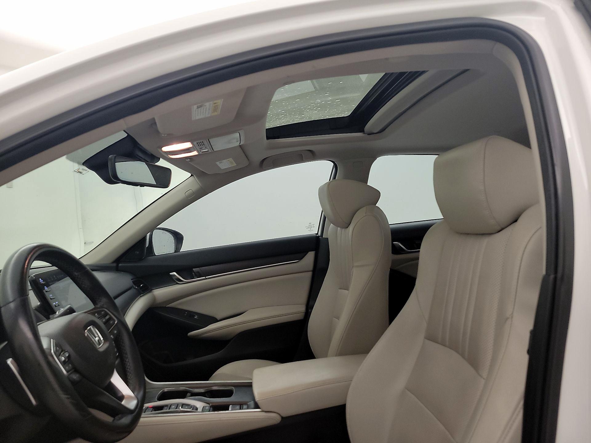 Thumbnail: 2018 Honda Accord - 20