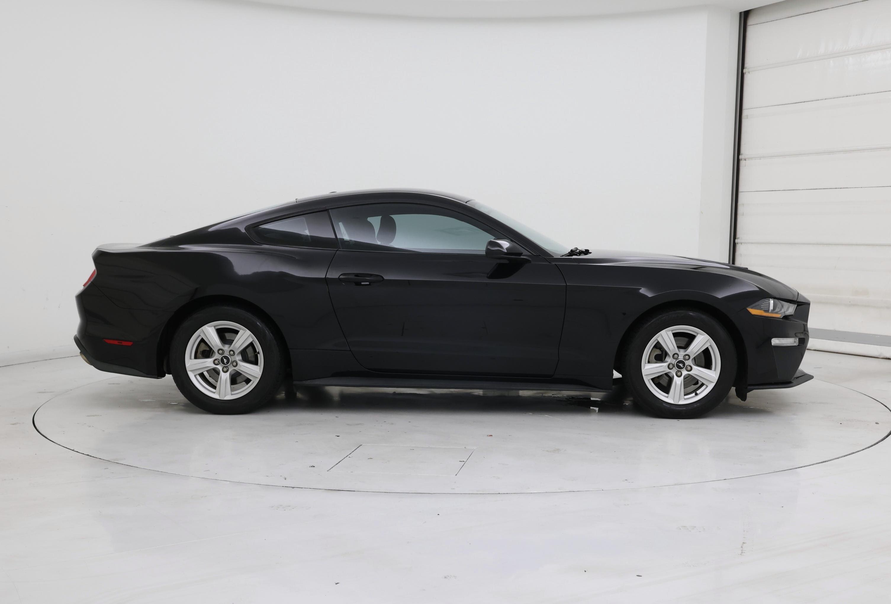 Thumbnail: 2019 Ford Mustang - 7