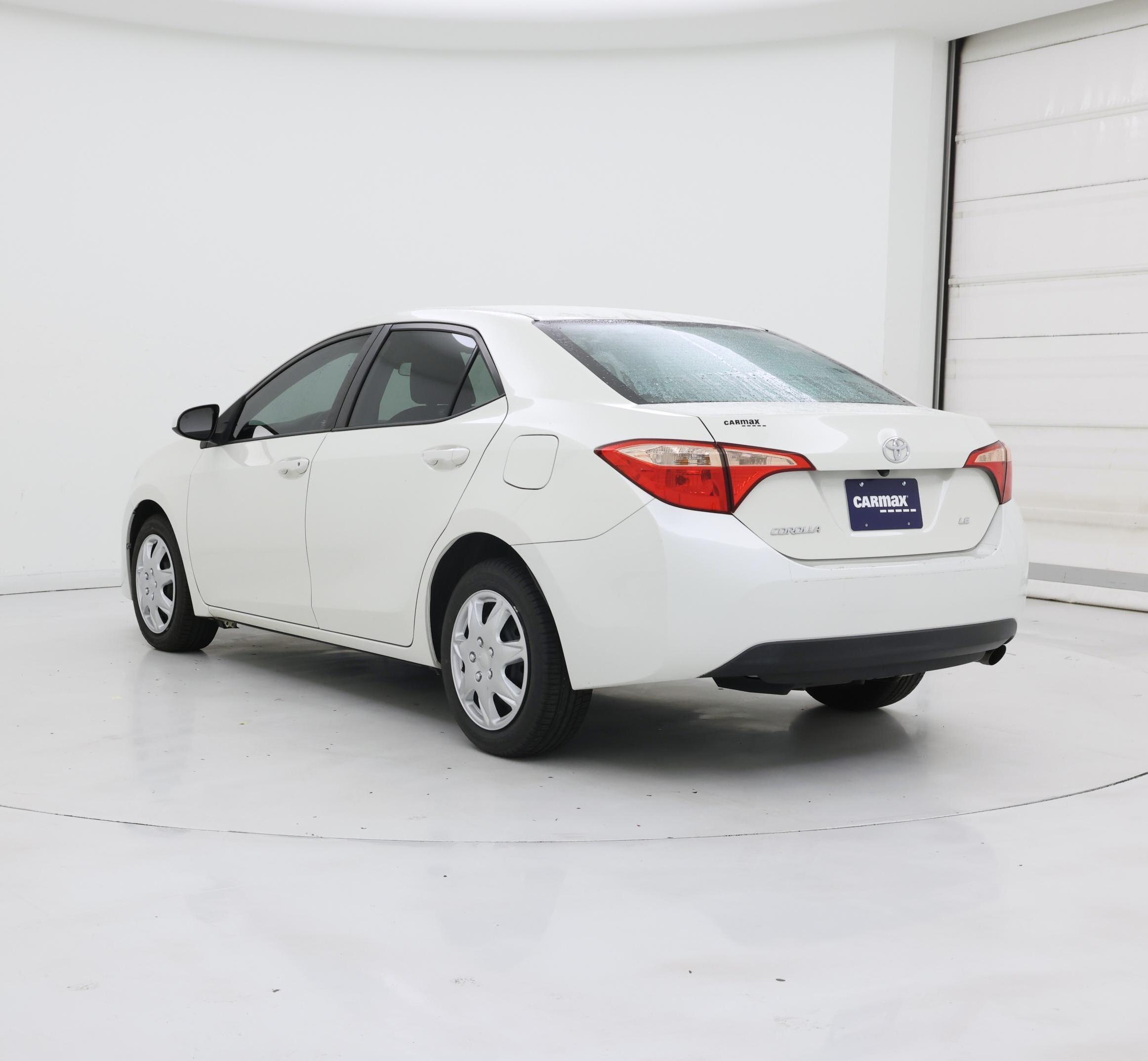 Thumbnail: 2017 Toyota Corolla - 2