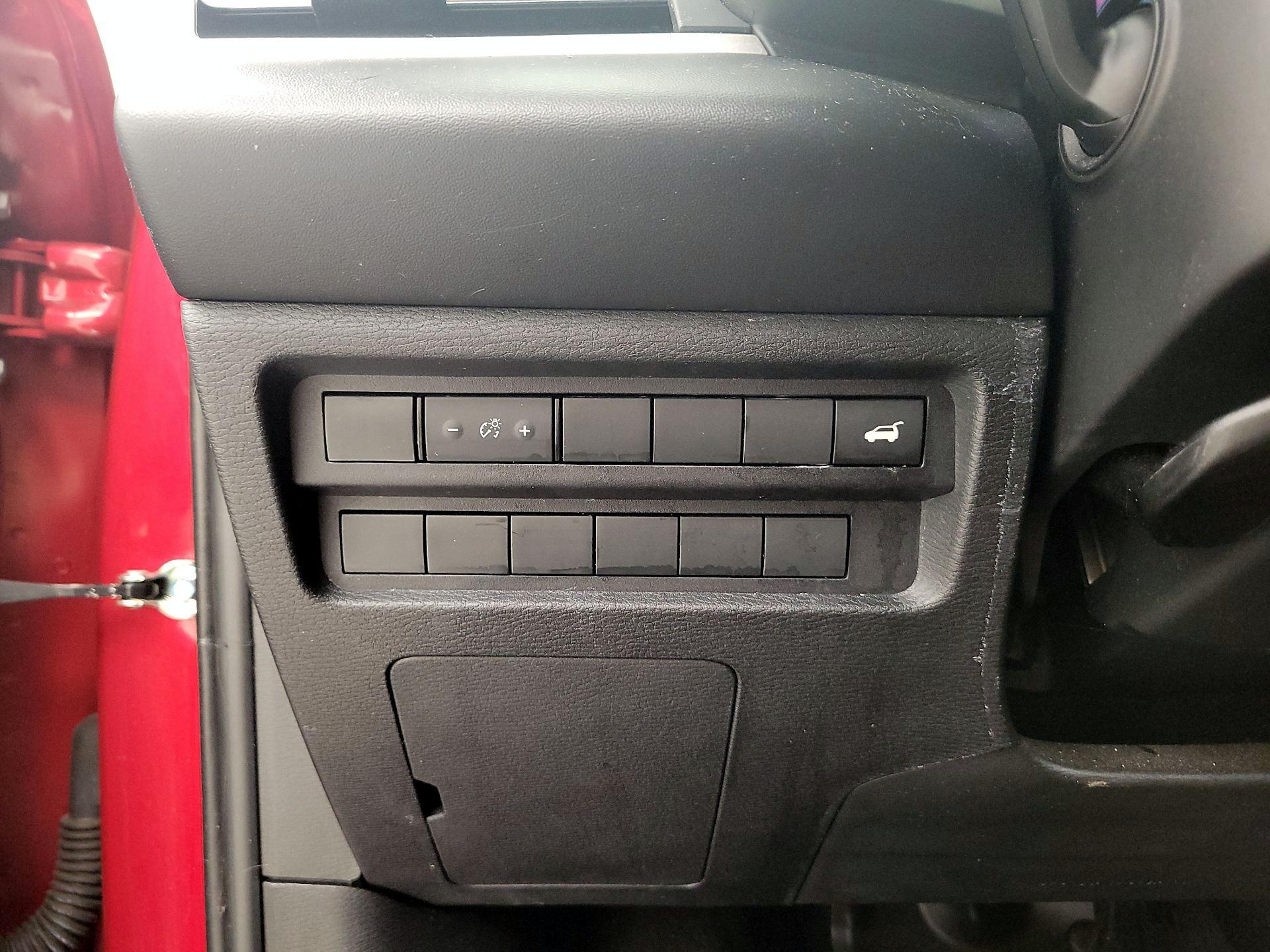 Thumbnail: 2022 Mitsubishi Outlander - 13