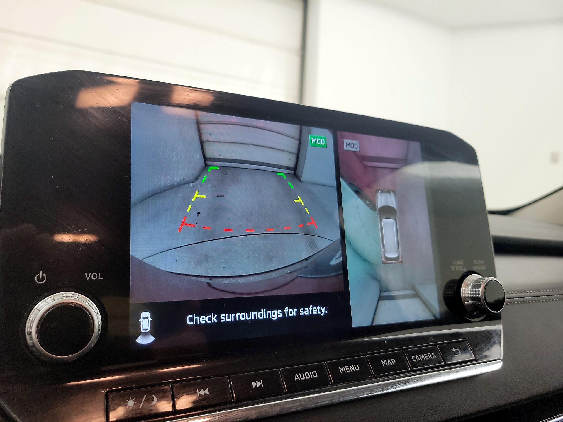 Thumbnail: 2022 Mitsubishi Outlander - 15