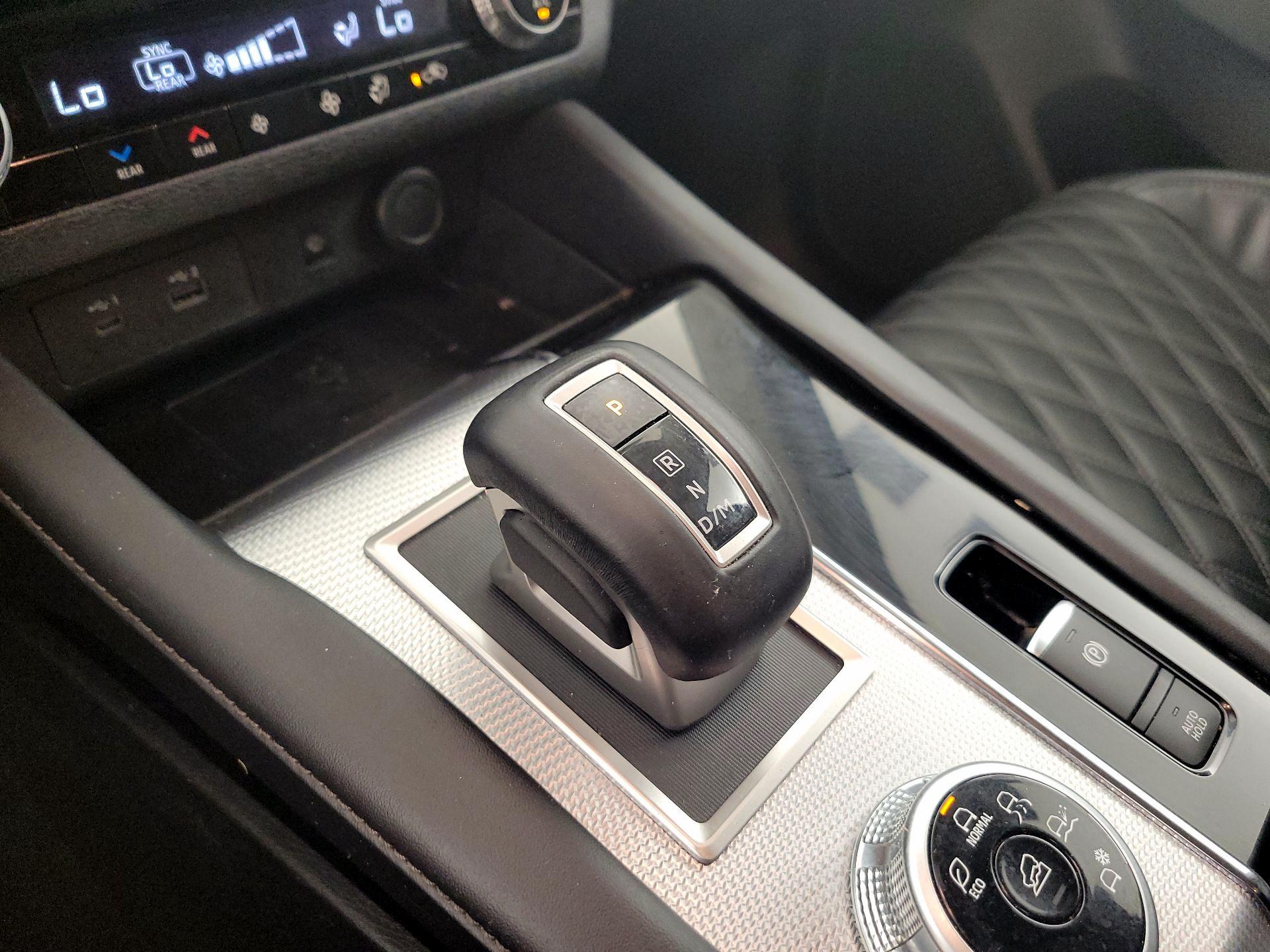 Thumbnail: 2022 Mitsubishi Outlander - 18