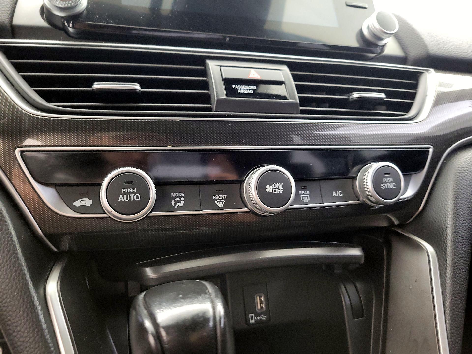 Thumbnail: 2018 Honda Accord - 16