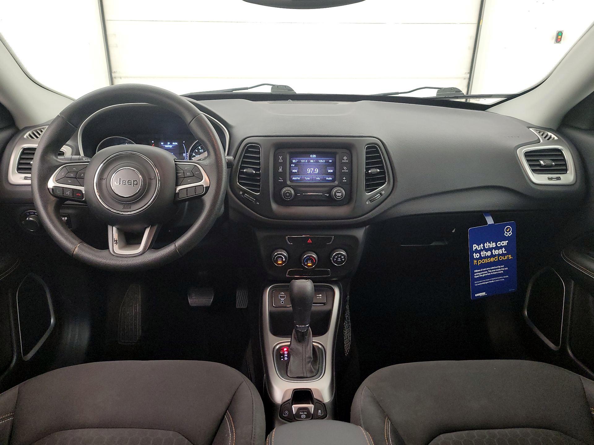 Thumbnail: 2017 Jeep Compass - 9