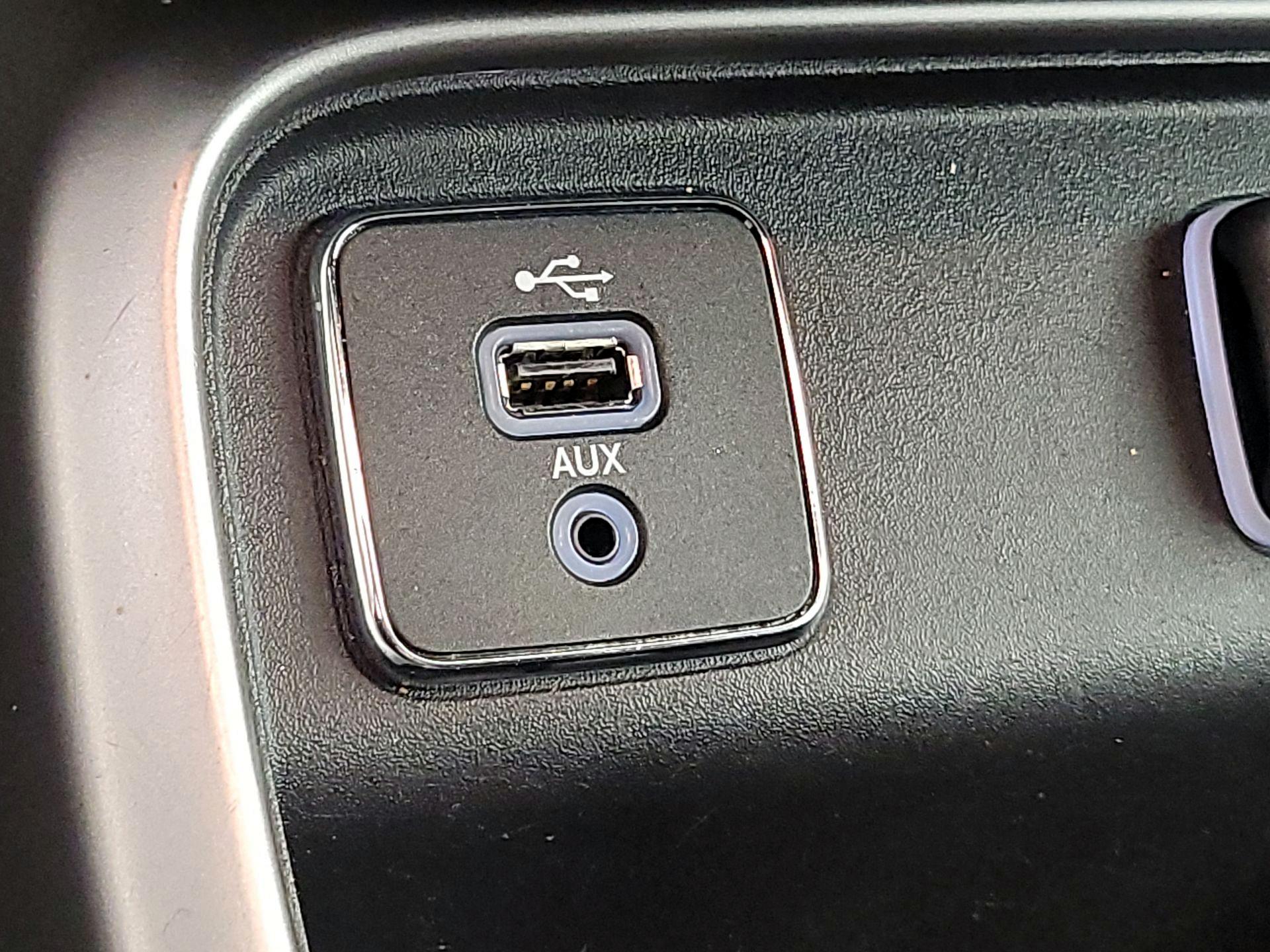 Thumbnail: 2017 Jeep Compass - 17