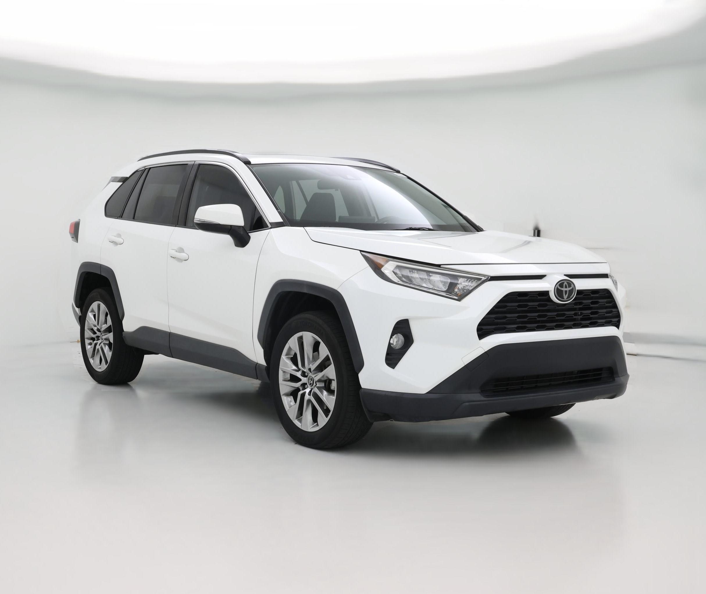 Thumbnail: 2019 Toyota RAV4 - 1