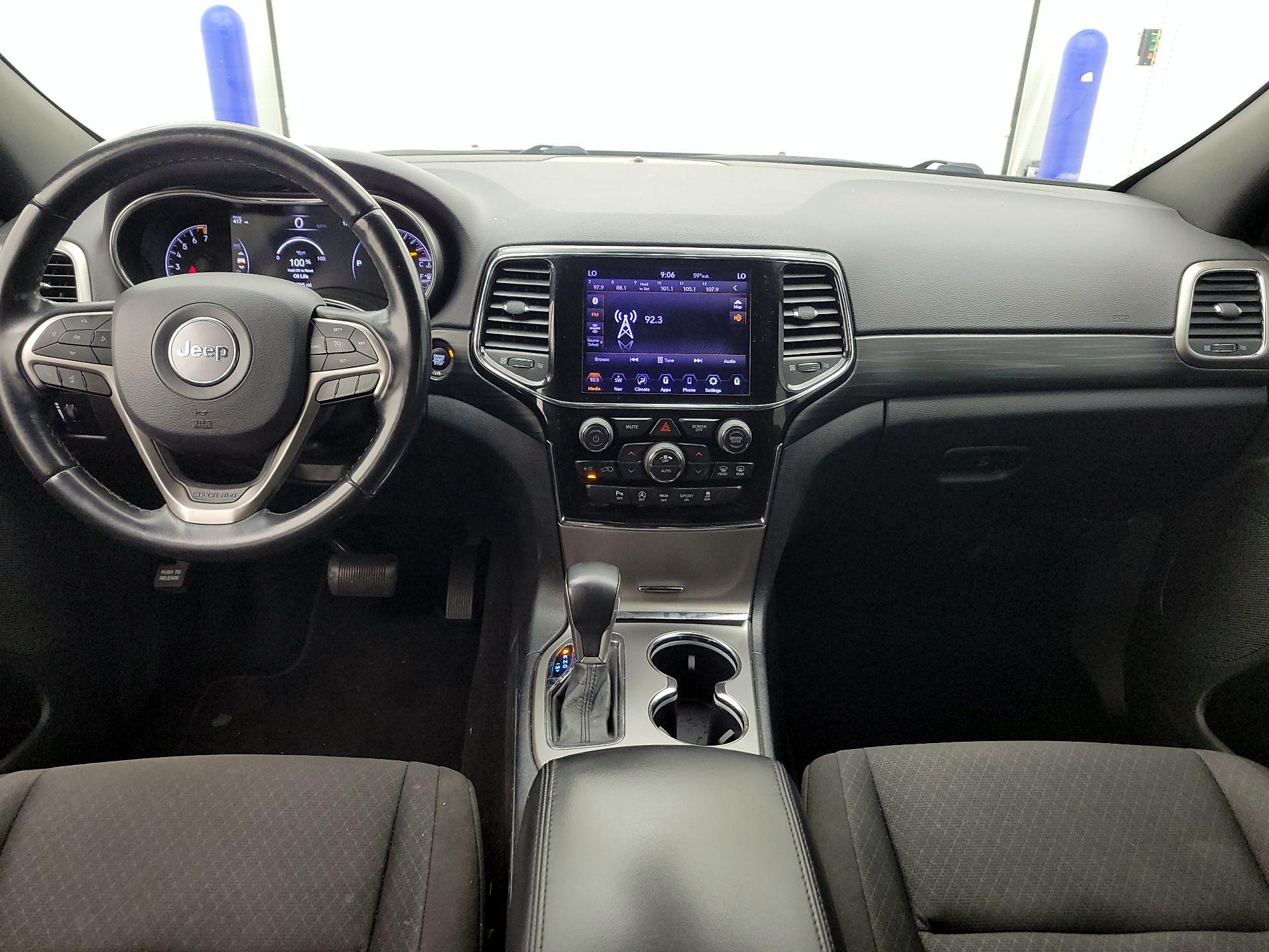 Thumbnail: 2020 Jeep Grand Cherokee - 9