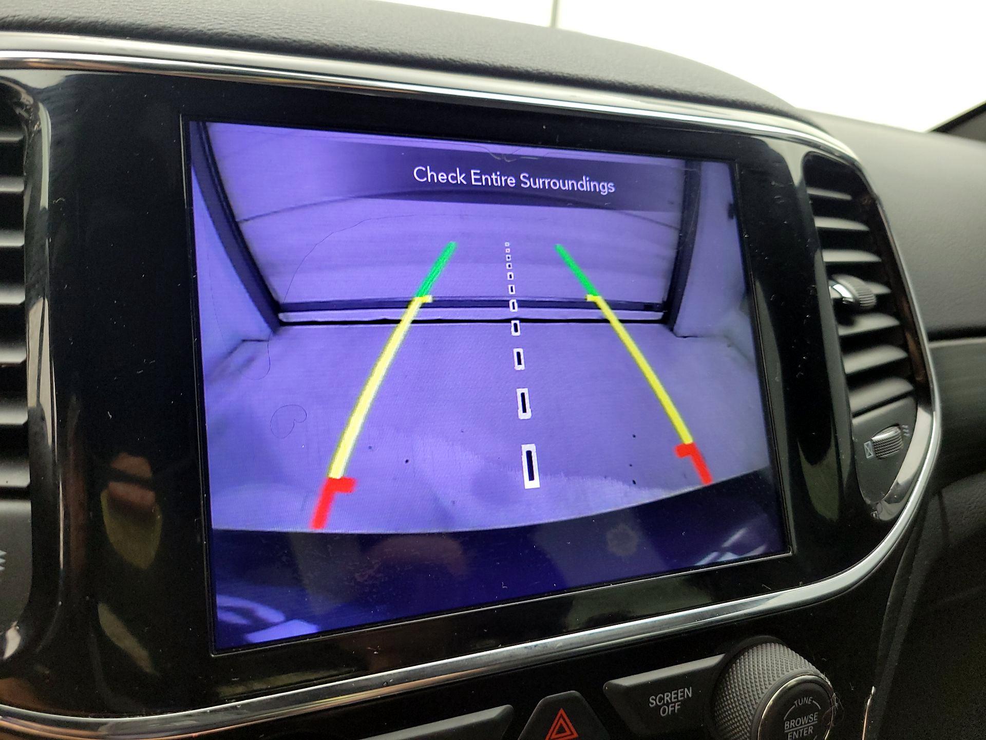 Thumbnail: 2020 Jeep Grand Cherokee - 15