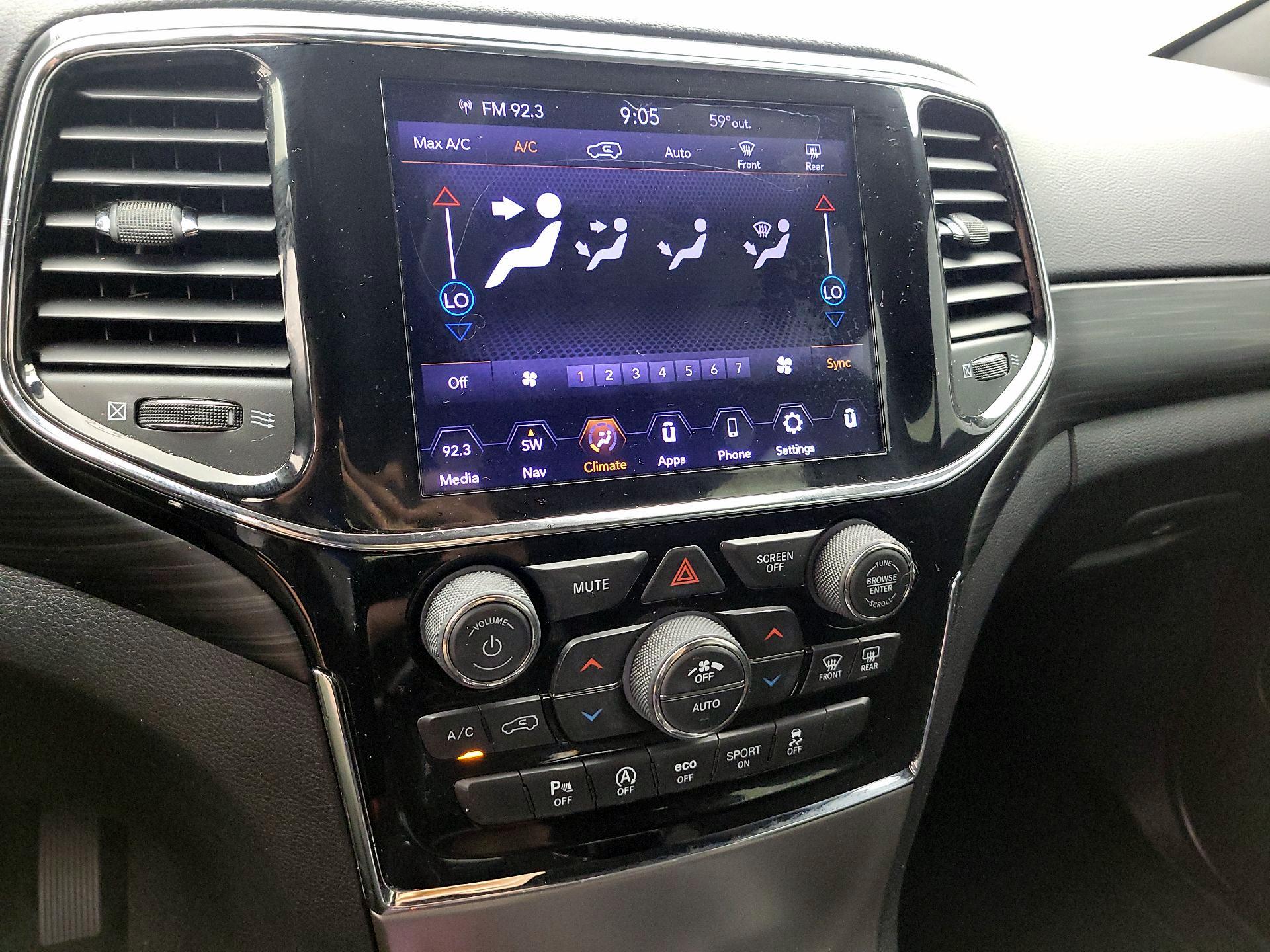 Thumbnail: 2020 Jeep Grand Cherokee - 17