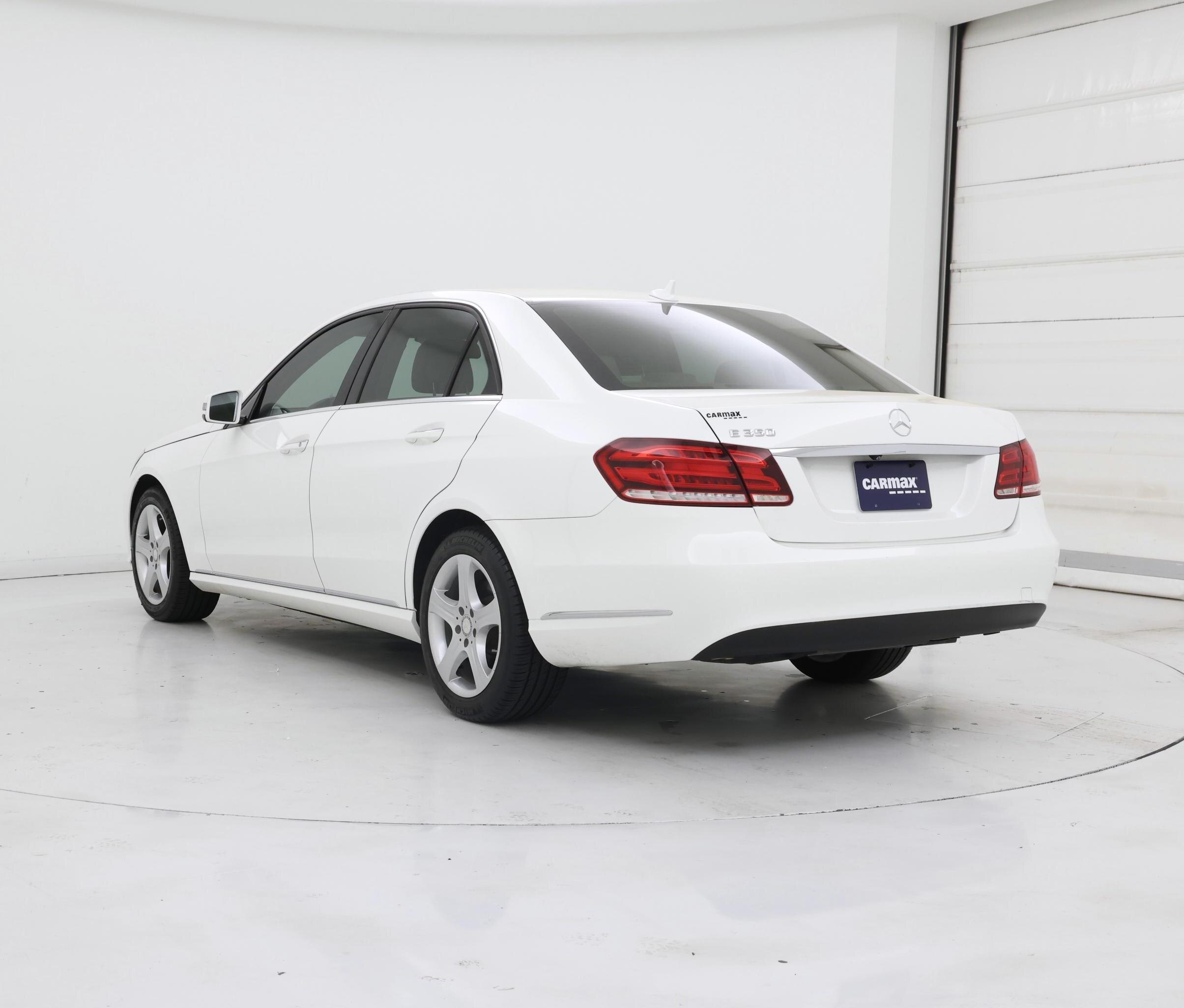 Thumbnail: 2016 Mercedes-Benz E-Class - 2