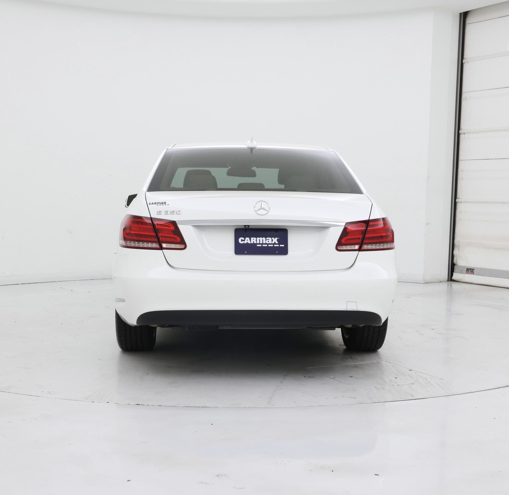 Thumbnail: 2016 Mercedes-Benz E-Class - 6
