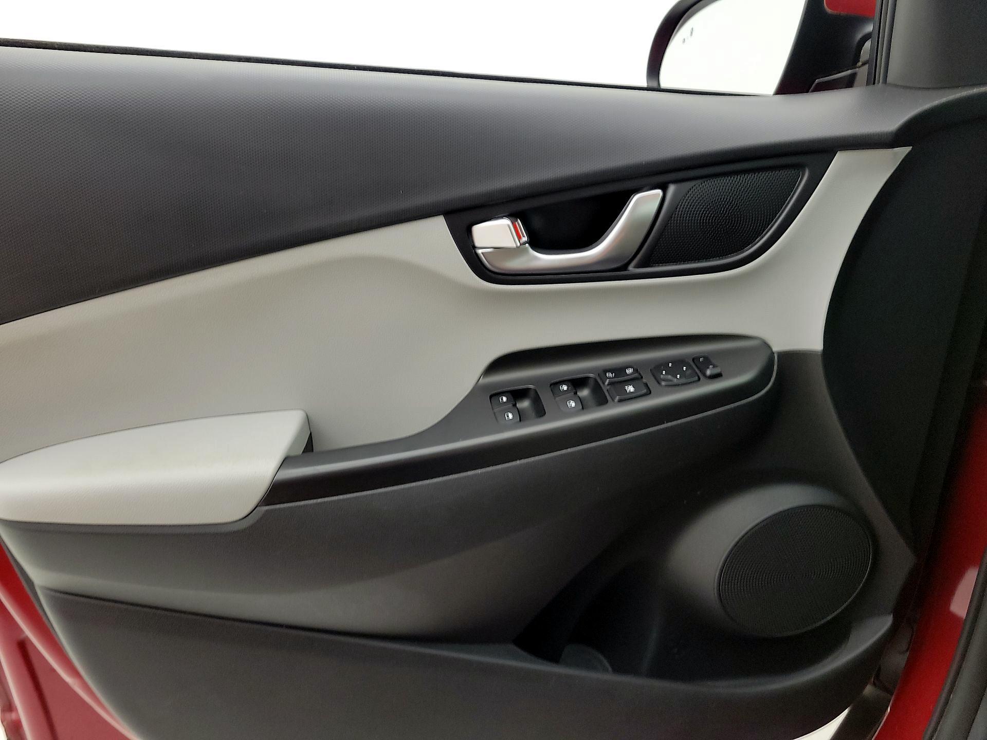 Thumbnail: 2022 Hyundai Kona - 12